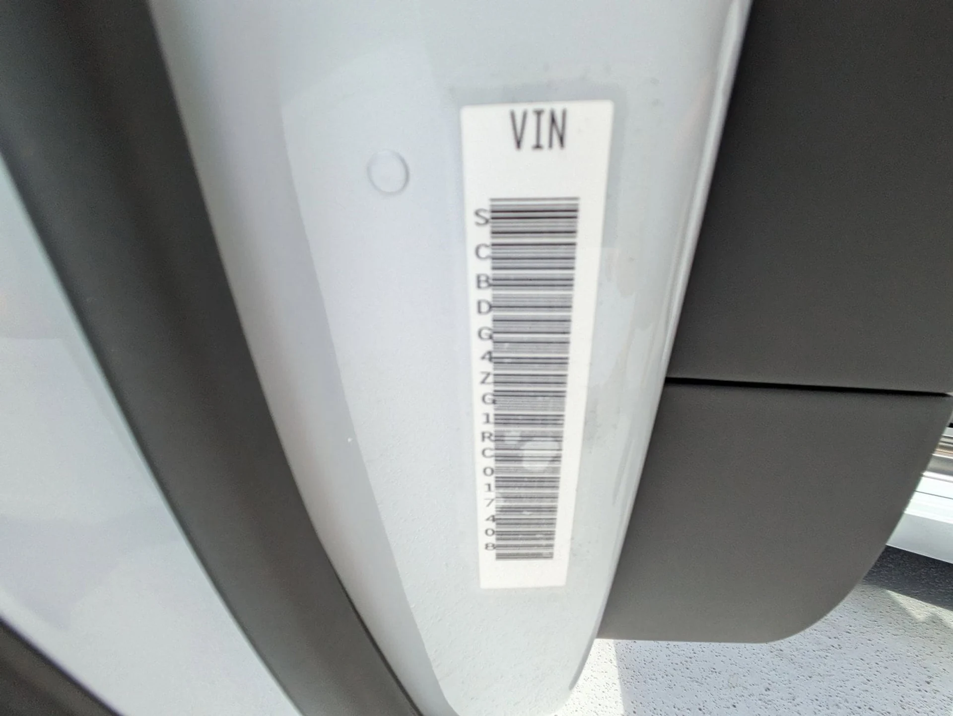 mph022_404153270_b480ca80cb99dd43bc7b8a24592aabb2x_9c35755f35