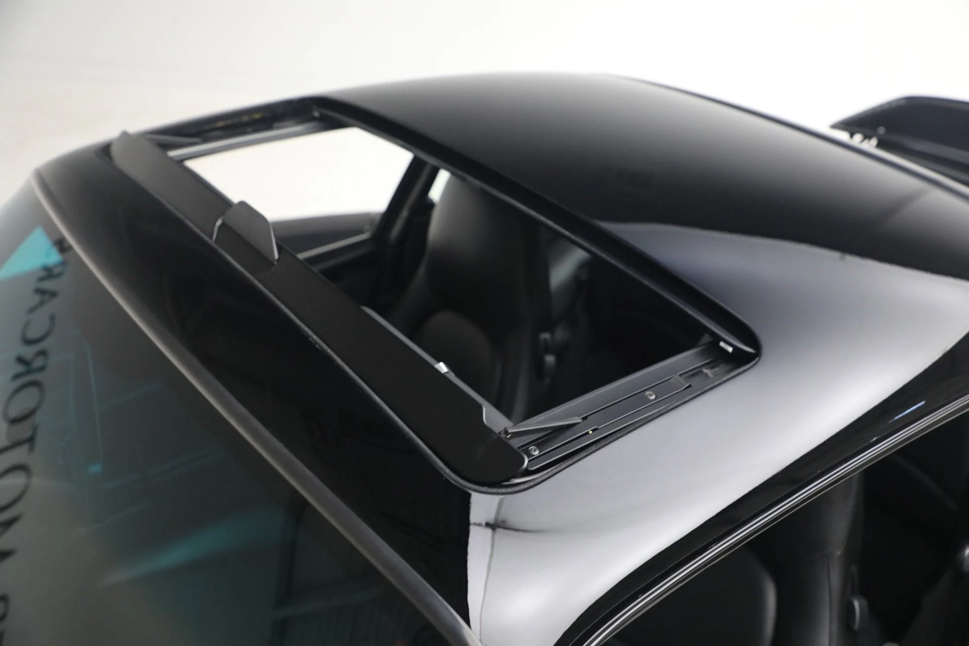 mph022_4044961216_Used_1997_Porsche_911_Carrera_1764856423_84631fc873