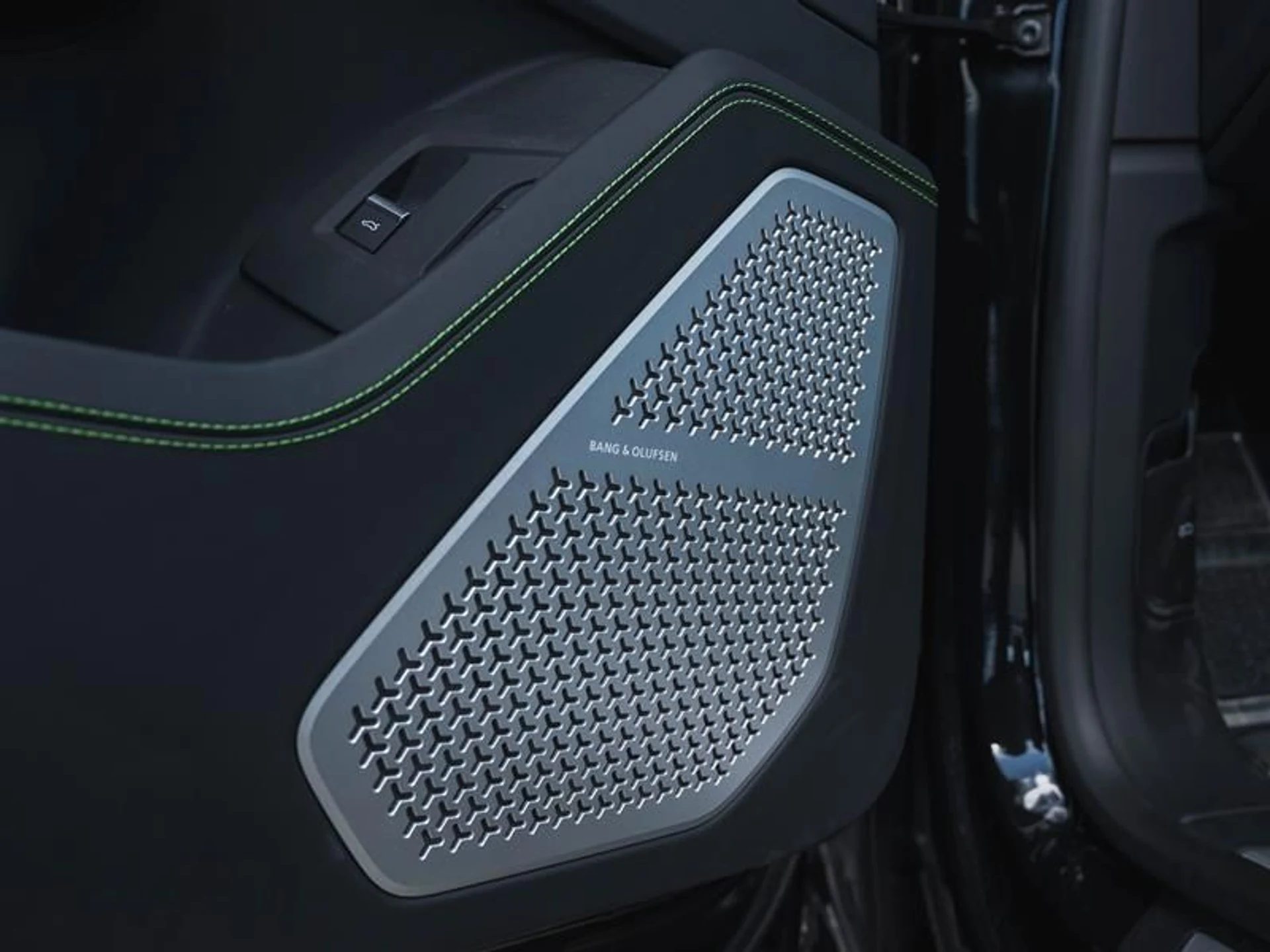 mph022_4047122193_5g1bifel_b0fd4c23e9