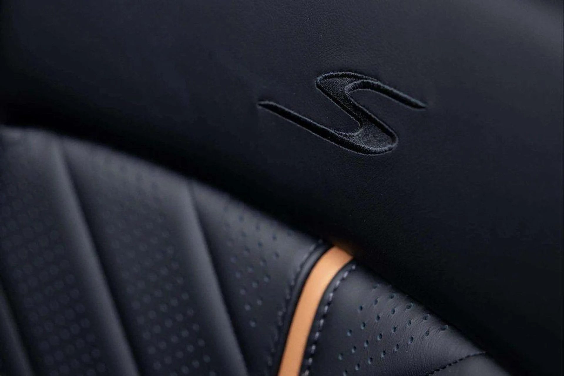 mph022_4052689576_Id_Pl3_L_Quyfw_Zb3c_Qy_T4a_MO_Tv4_I_2ce7a15806