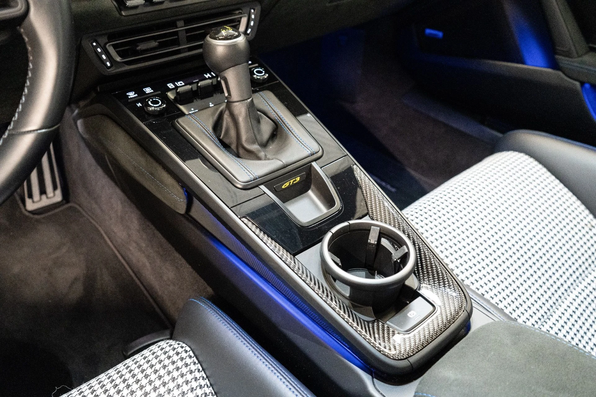 mph022_4063236828_Used_2022_Porsche_911_GT_3_1766000912_cb668d112a