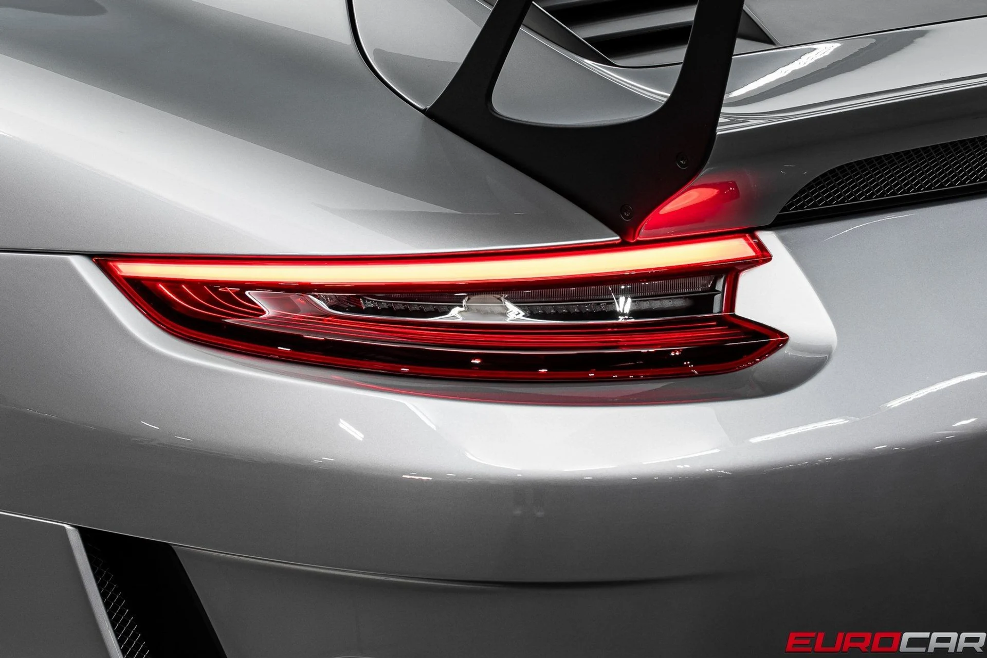 mph022_406545235_image_23_e2f3efb9d2