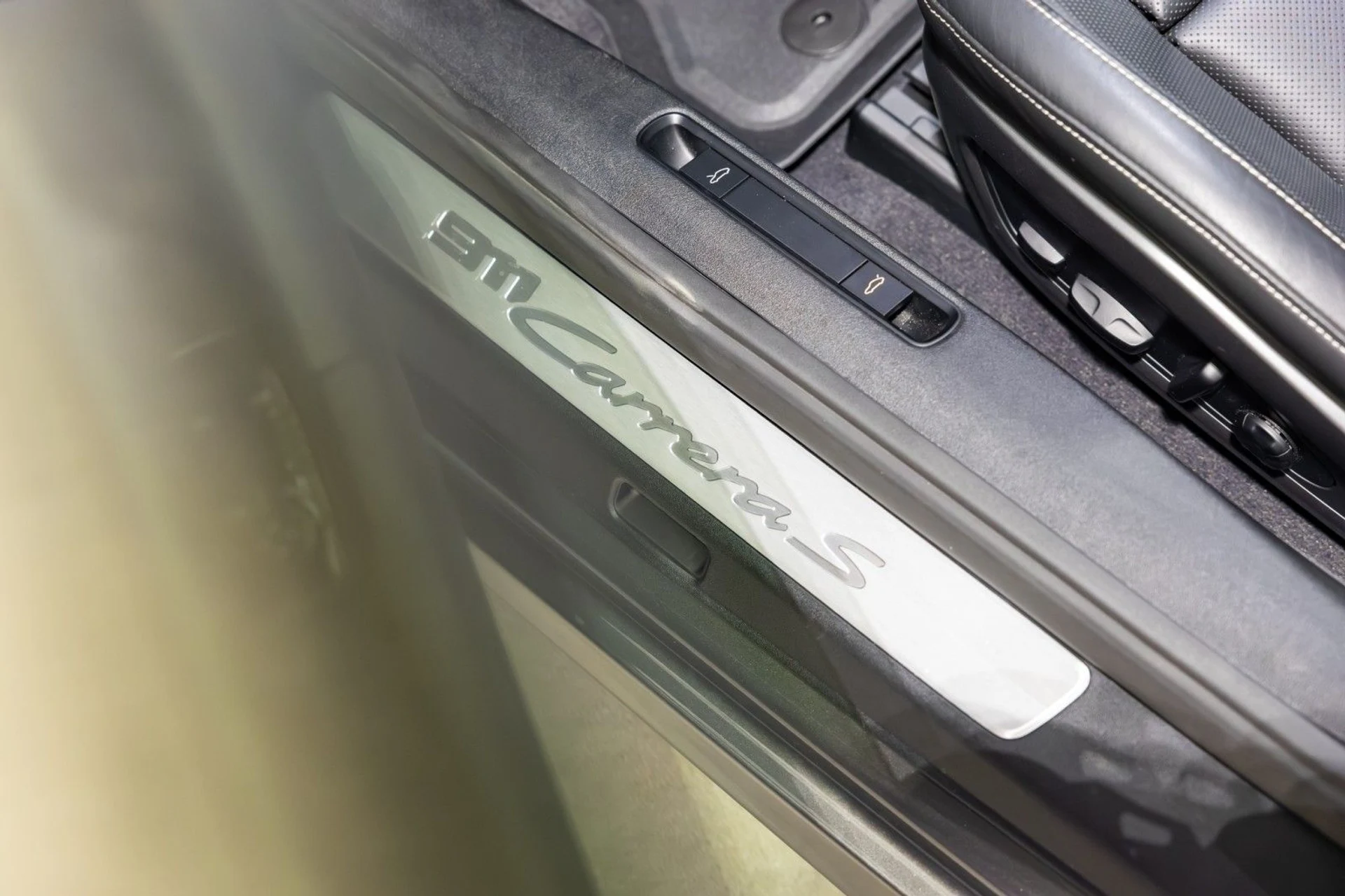 mph022_4066145077_1g_f73c13cb0a