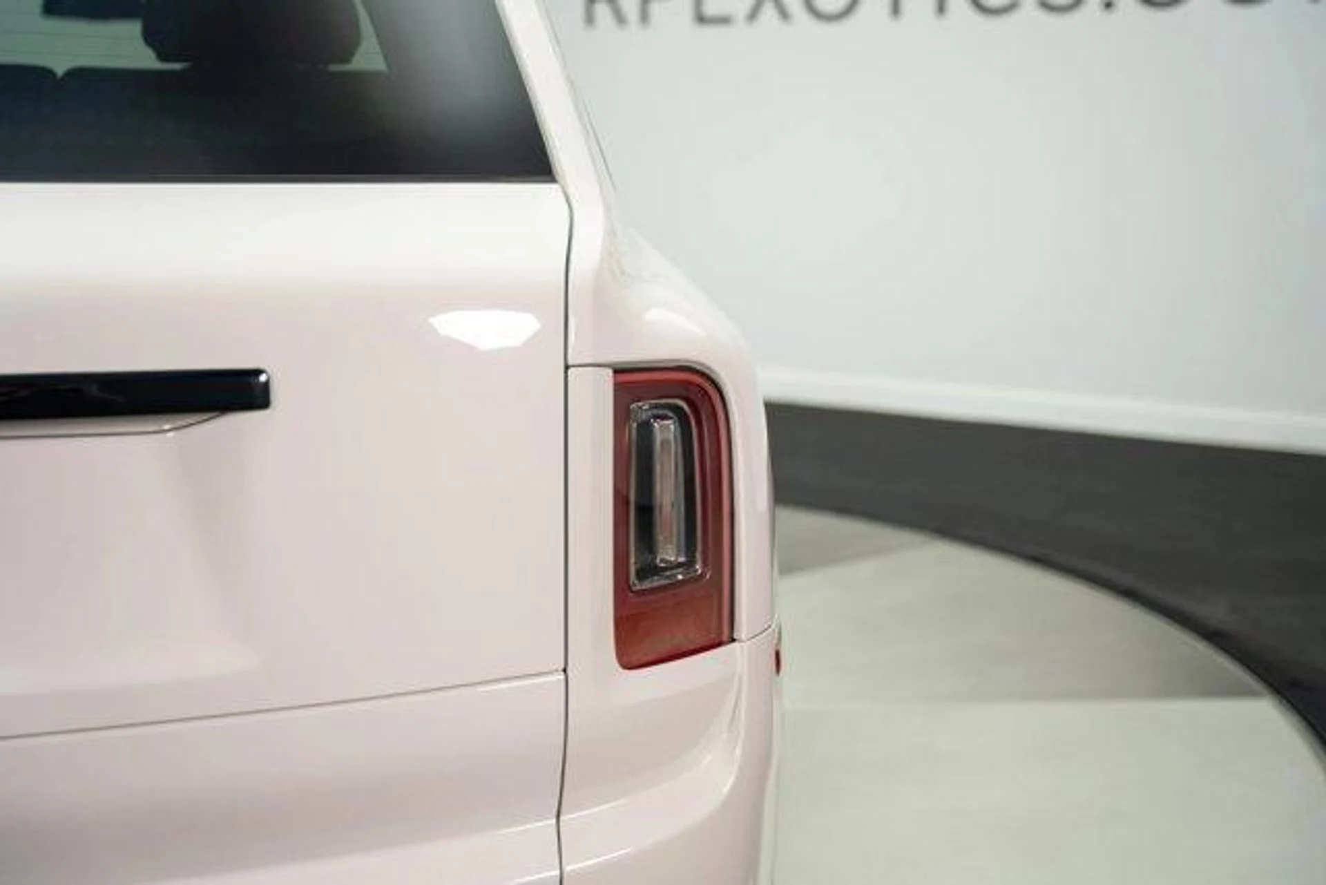 mph022_4067605623_ox2o_Rbwz9_Gr_E_Kf_XH_3b_EP_Hr_Oeb_X0_61273e437a