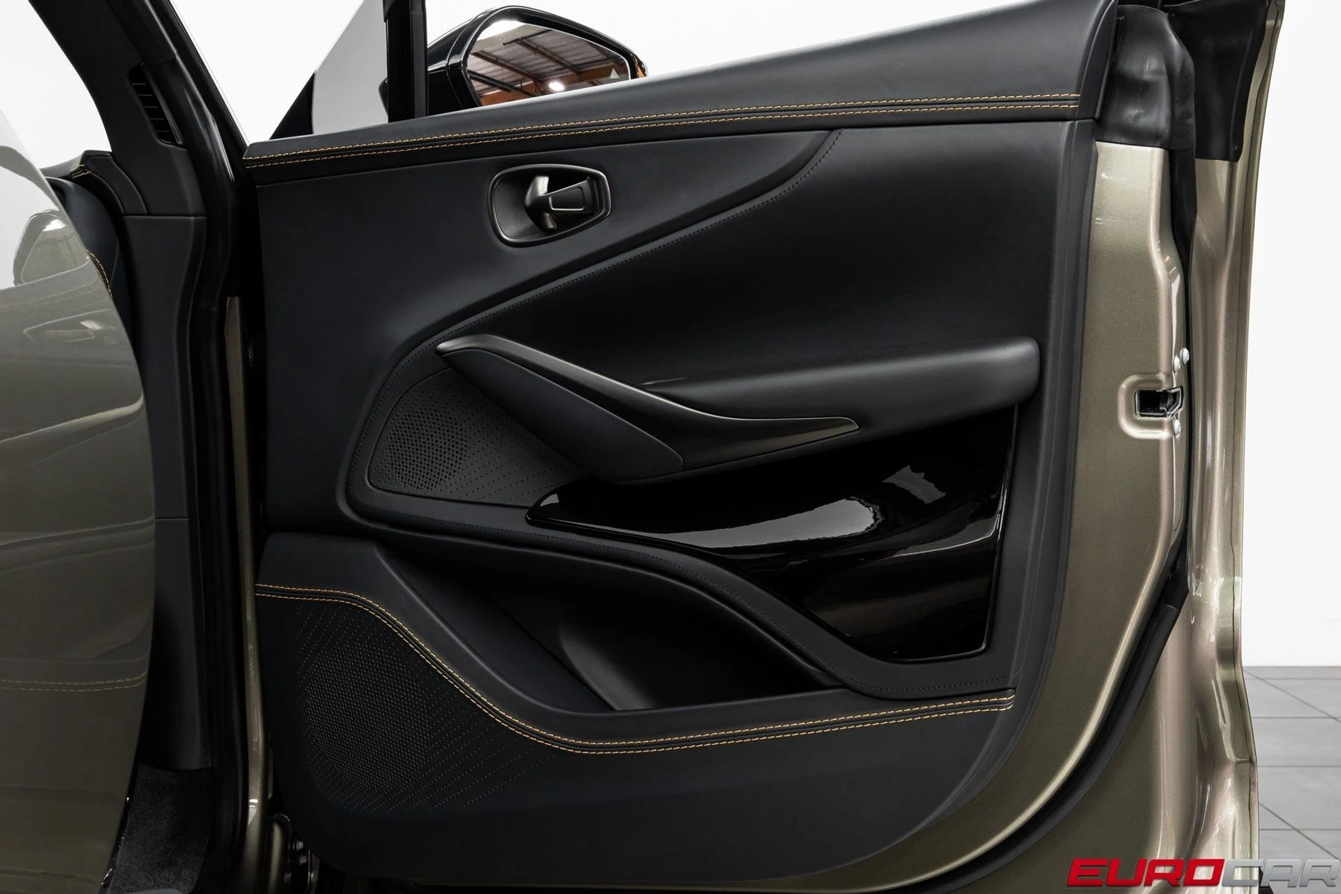 mph022_4069245721_image_23_970a062a91