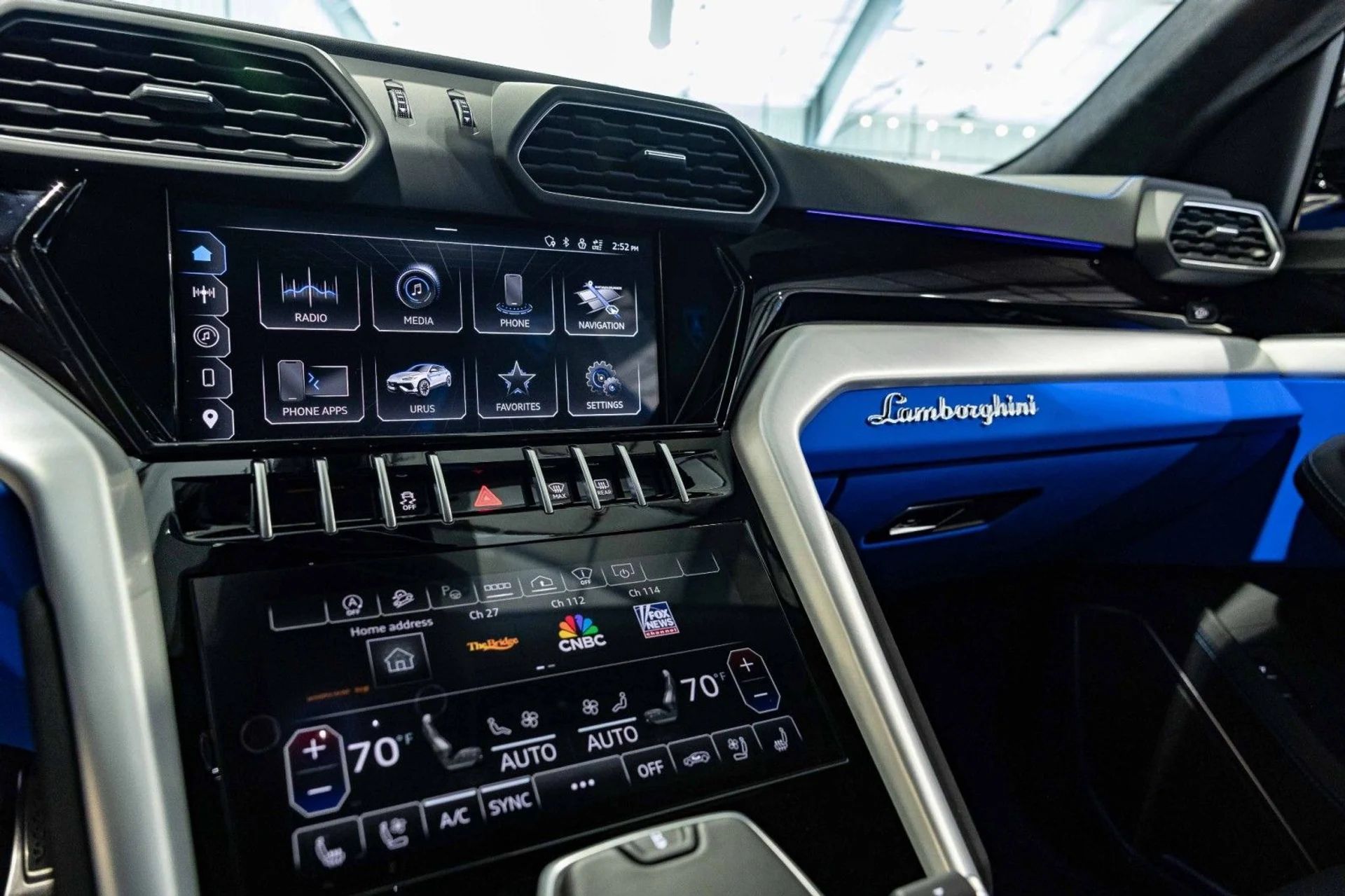 mph022_4070847099_5_Q_4c44f3f70a