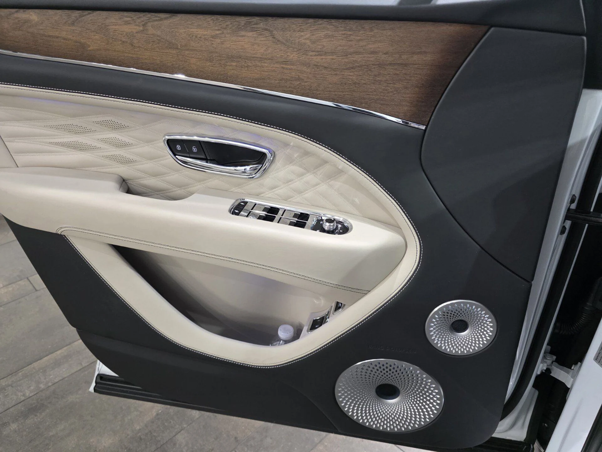 mph022_4074148510_1f4a4a3db341879f2511a019dfc13a19_c5bd60b01f