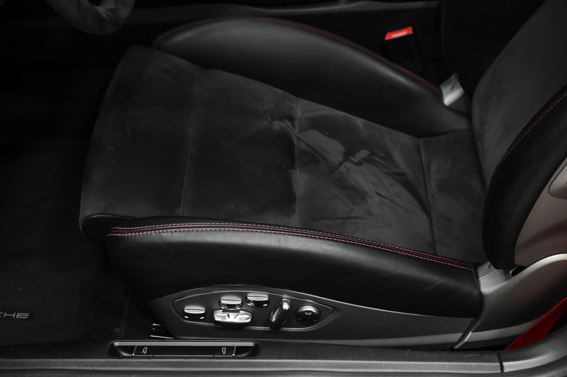 mph022_4079999268_Used_2015_Porsche_911_GT_3_1749853889_57ac3bf4b7