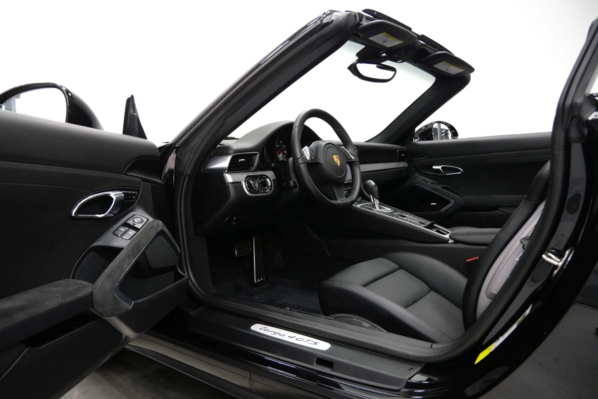 mph022_4081531703_Used_2016_Porsche_911_Targa_4_GTS_18_Way_Adaptive_Sports_Seats_Premium_Package_Plus_1775676729_3c130fa27f