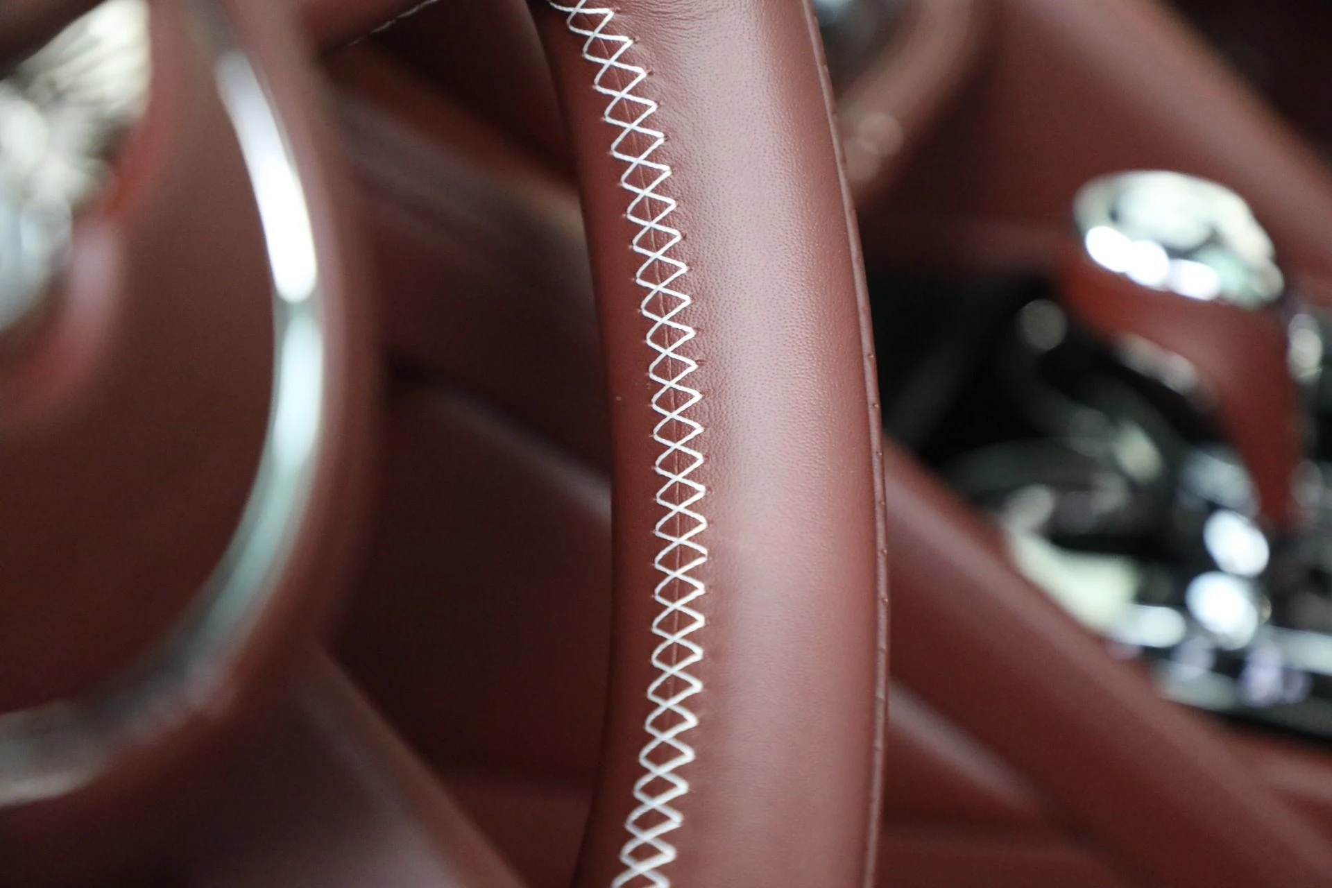 mph022_4087794396_Used_2025_Bentley_Bentayga_S_Black_Edition_9eae1e500e