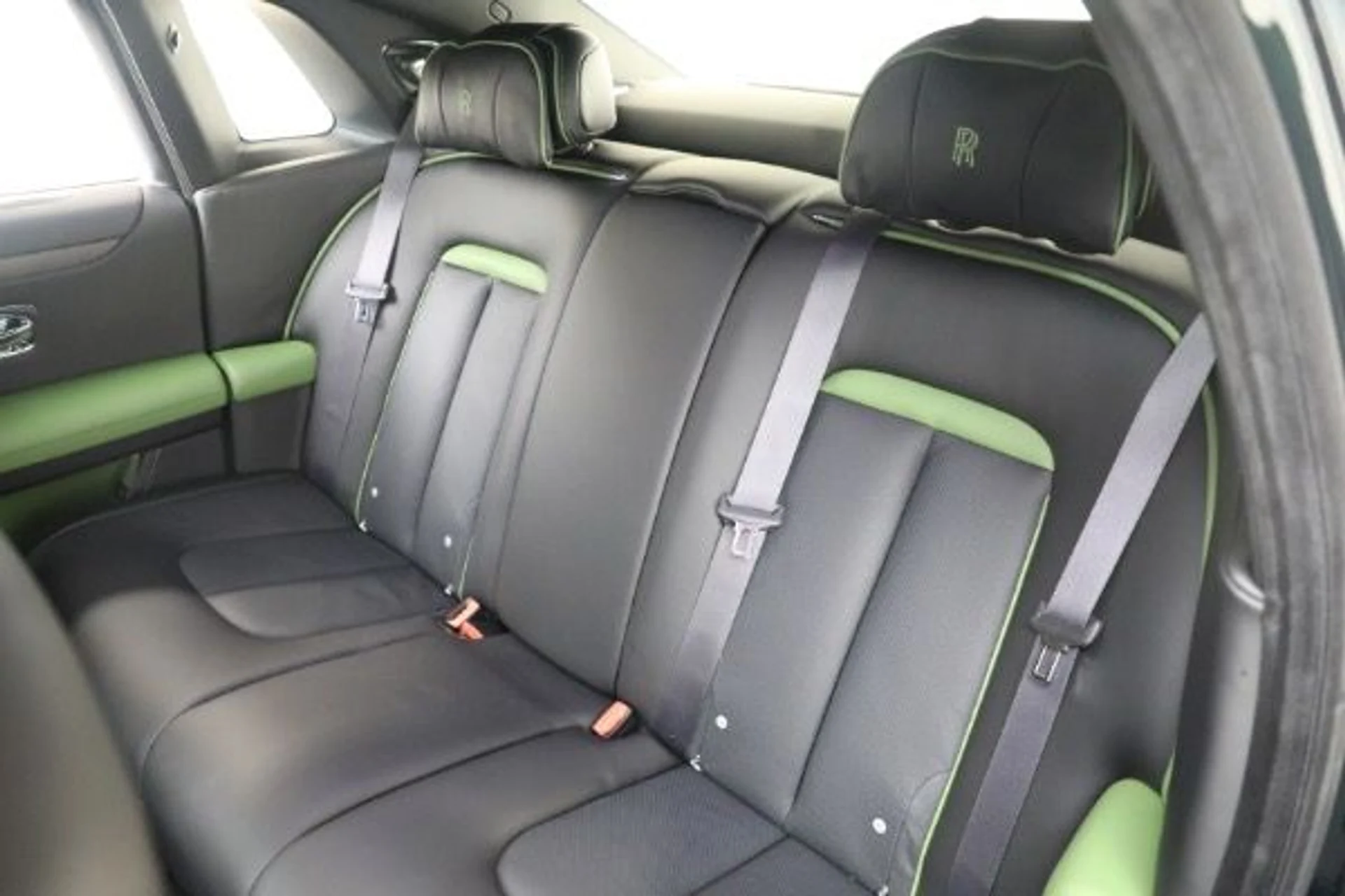 mph022_4094012112_Used_2026_Rolls_Royce_Ghost_ee8593bca3