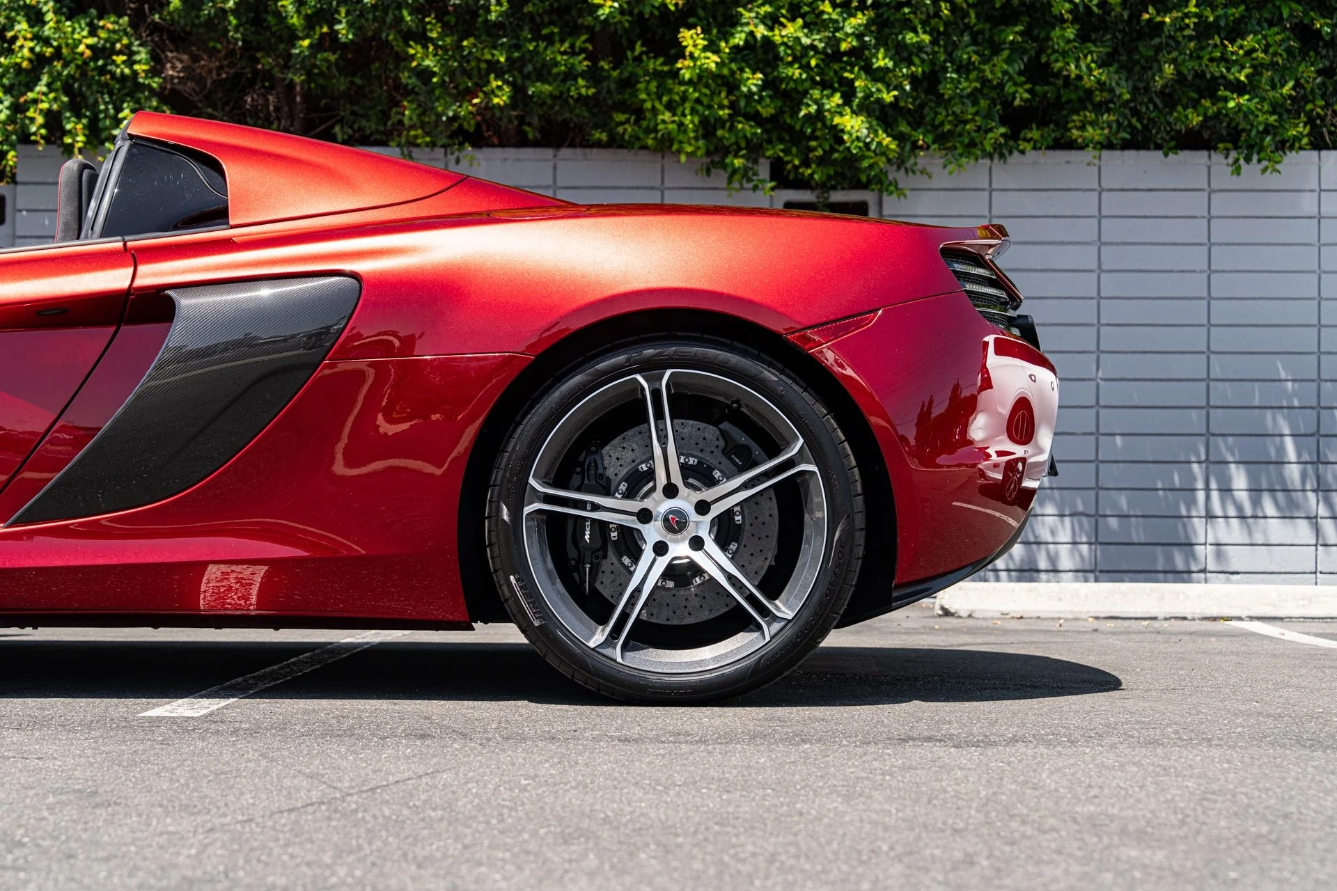 mph022_4104389268_Used_2015_Mc_Laren_650_S_Spider_1754071755_895408e303