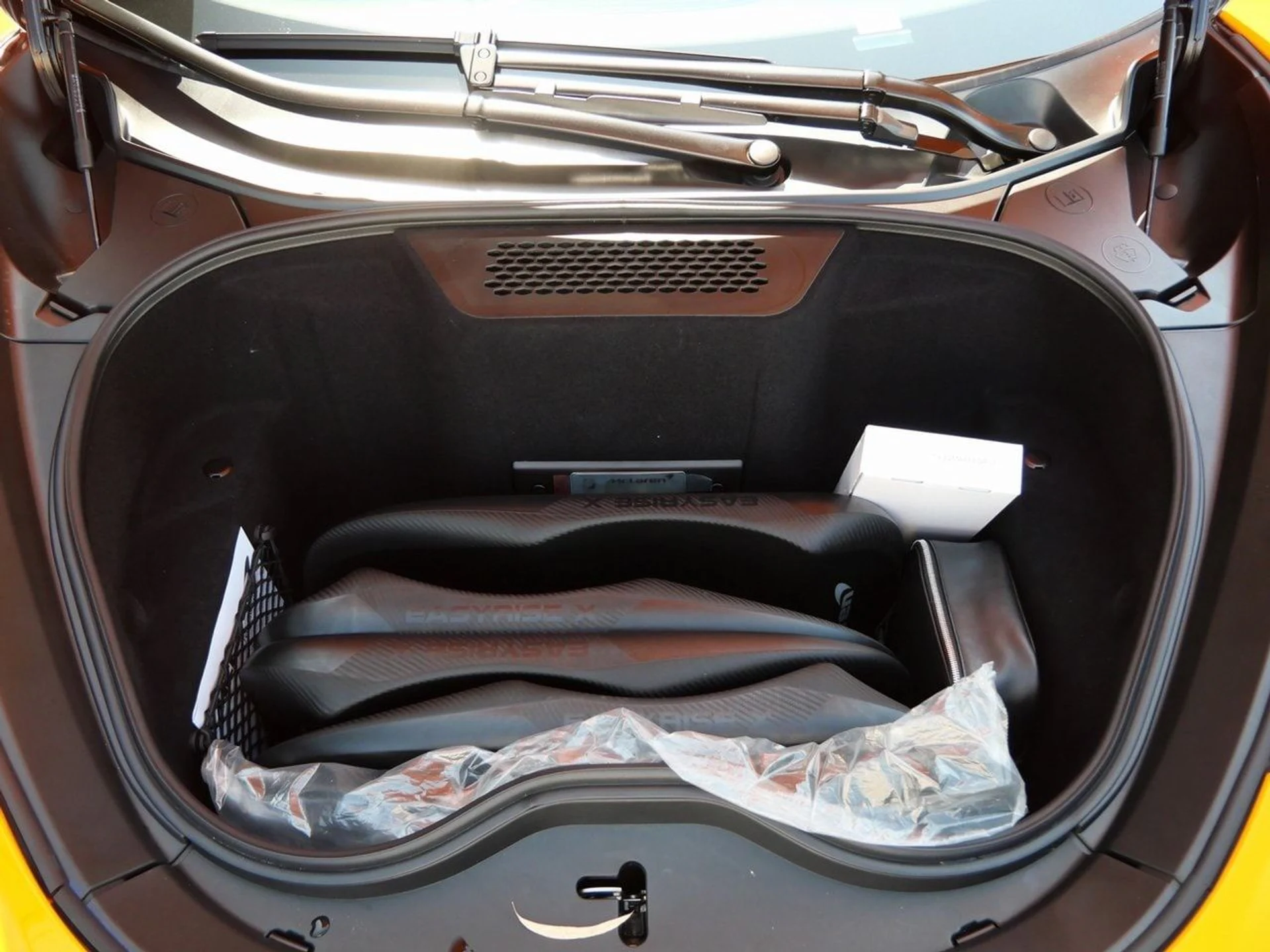 mph022_4113778169_c52eb5658c5727e30434c615b9345b61x_35e889e086