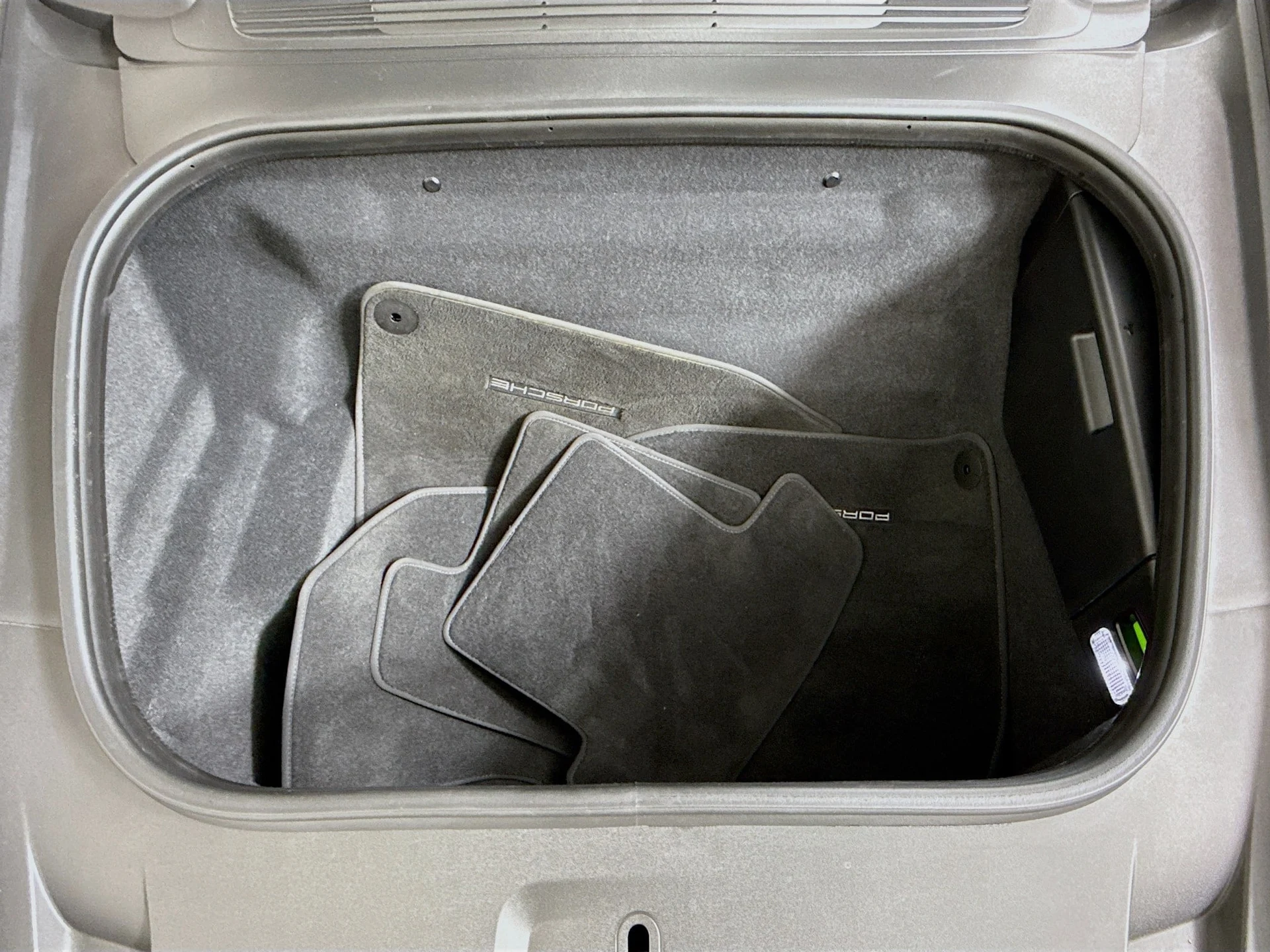 mph022_4114134170_b4cac4803122f86977ca99770d389cc2x_19a5c70a48