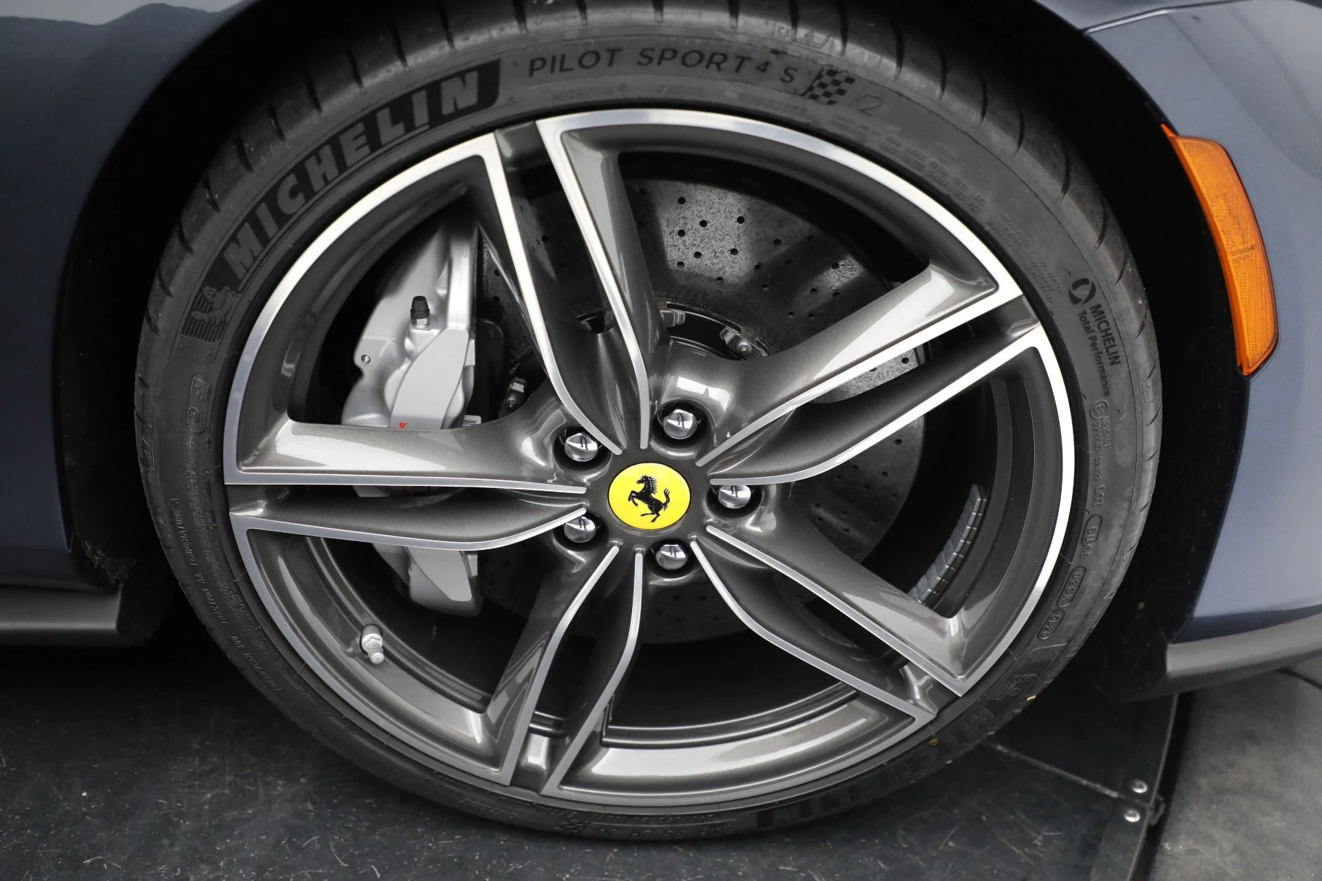 mph022_4115483588_Used_2021_Ferrari_Roma_4e3b4a6adb