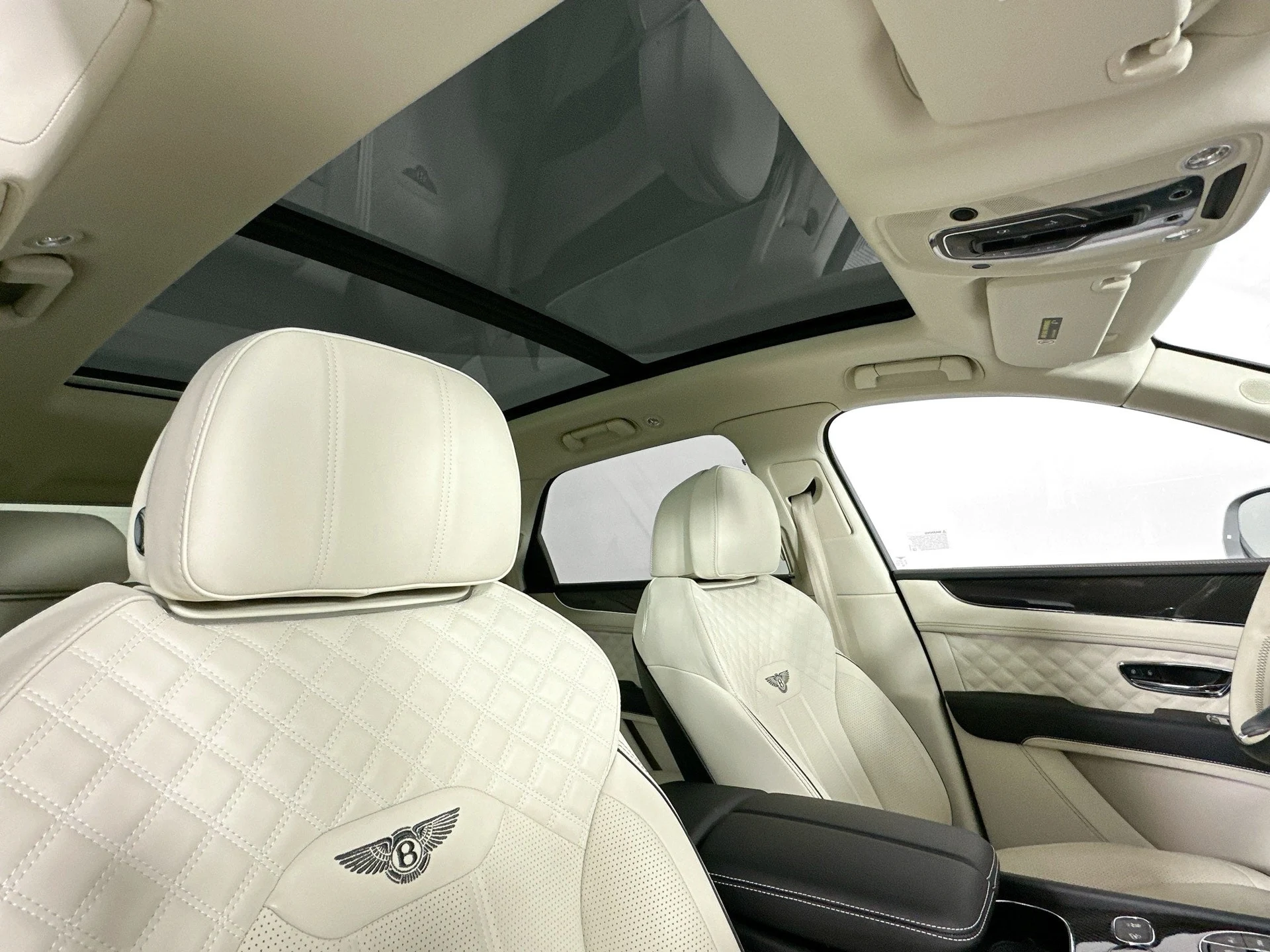 mph022_4119439084_23_8b6deb07ea