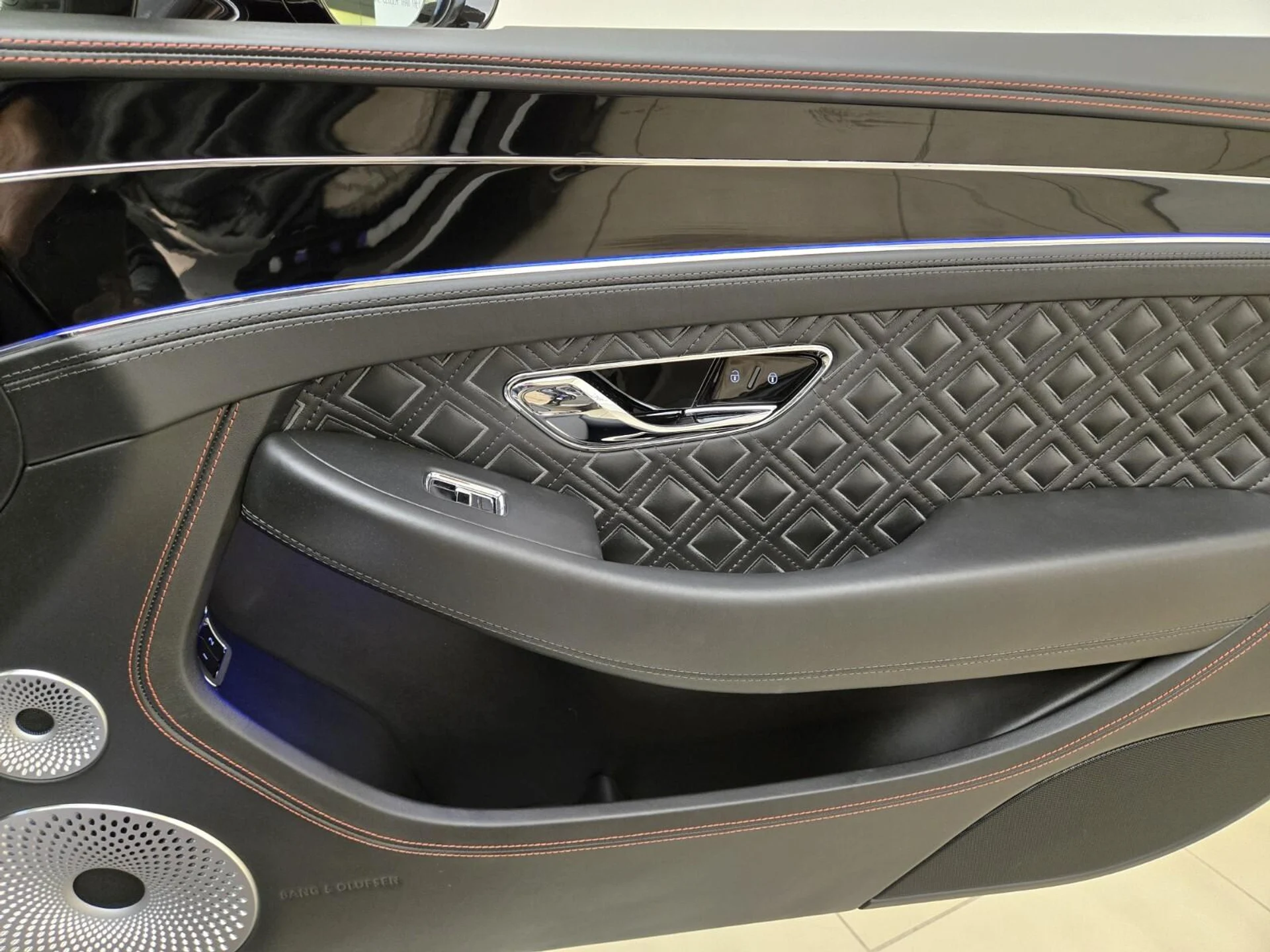 mph022_4119441765_Used_2020_Bentley_Continental_GT_V8_1769150856_aa7d11151c