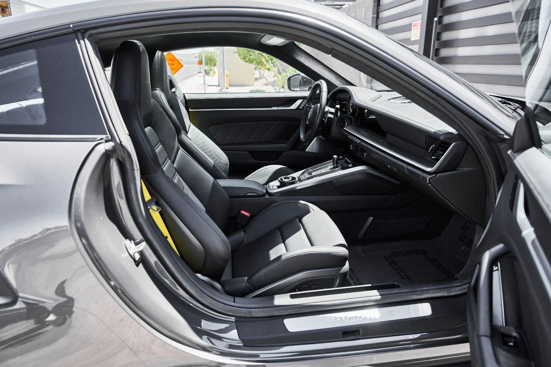 mph022_4130556595_Used_2021_Porsche_911_Turbo_S_1781810378_1f78c0d7fb