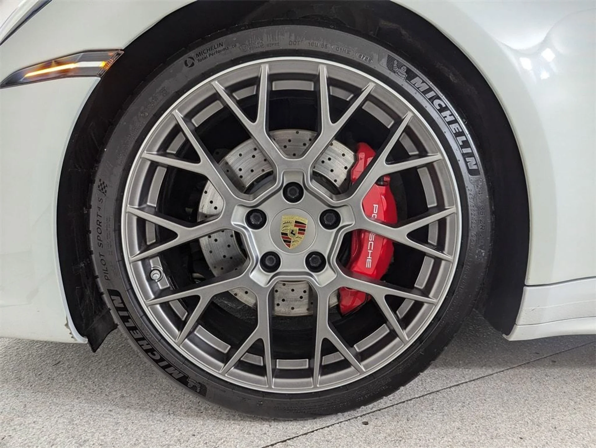 mph022_4134263881_6b70f9a2de29d4575501ce6ffda8f095x_d21514a248