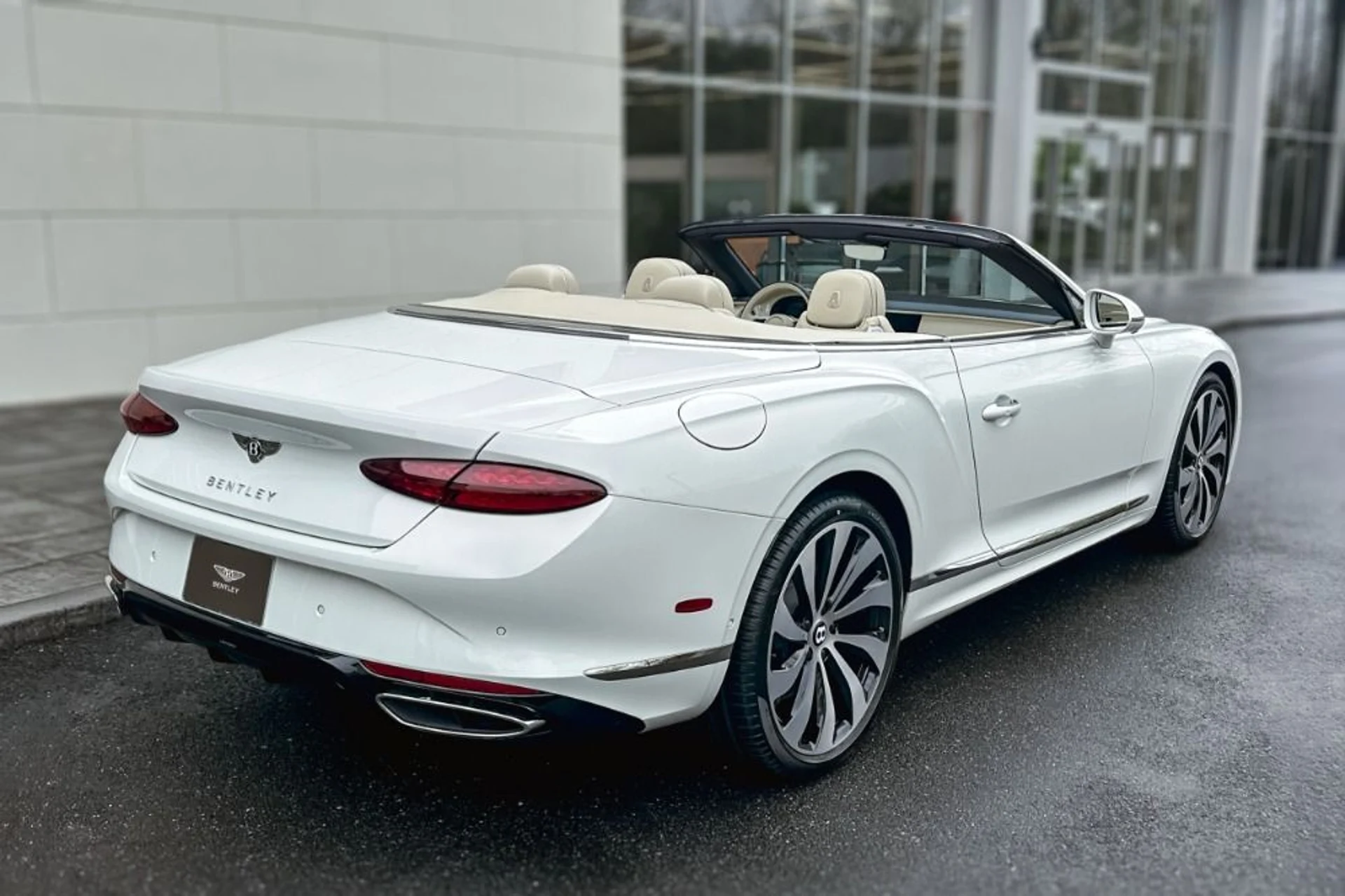 mph022_4135028701_New_2026_Bentley_Continental_GT_GTC_1777983733_3a03b4b0ea