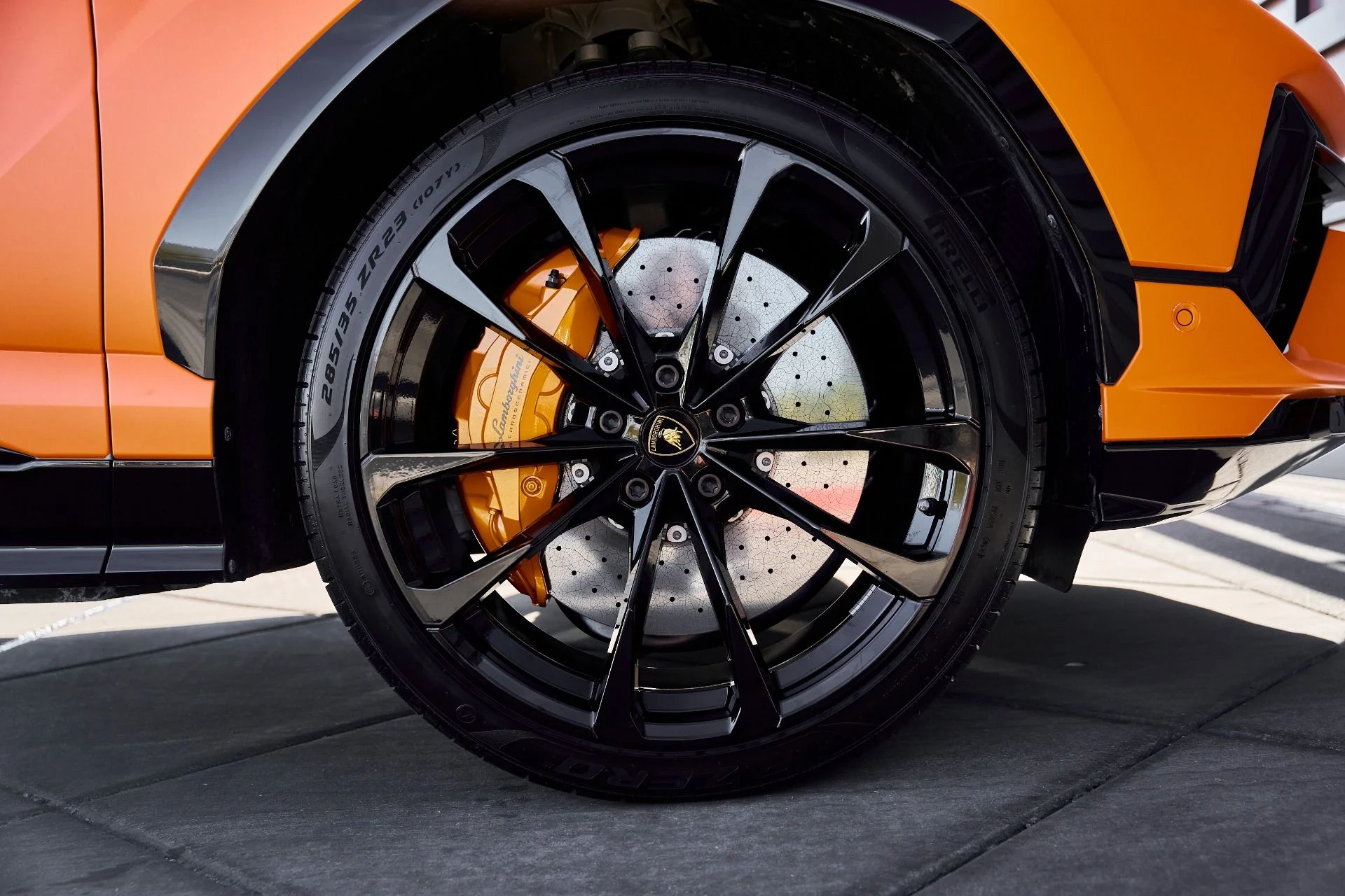 mph022_4137848522_Used_2024_Lamborghini_Urus_S_1768961889_af0d780d37