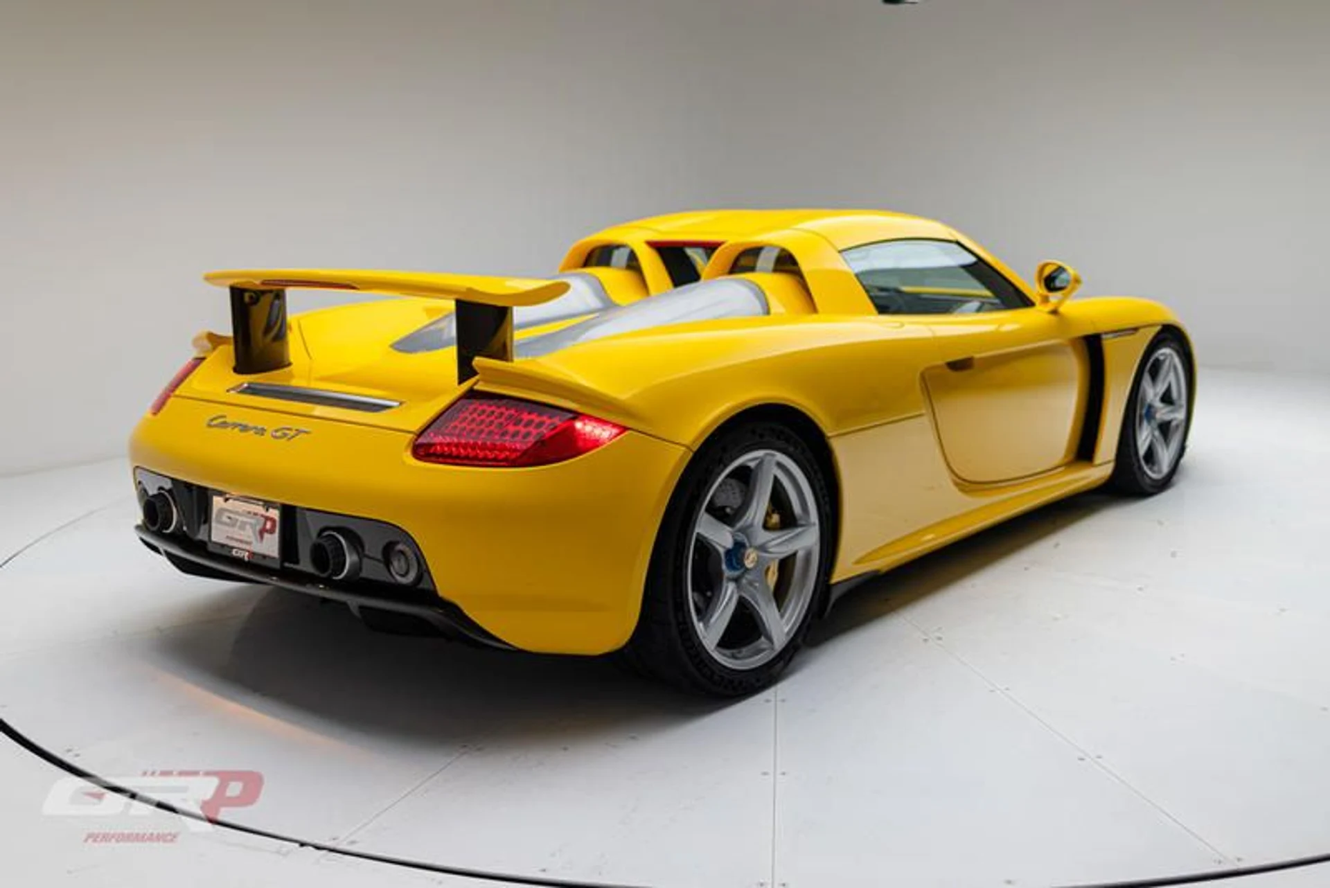 mph022_4140688626_CB_358_F24_0325_48_DF_B4_C6_22_DB_246827_D8_03cd535205