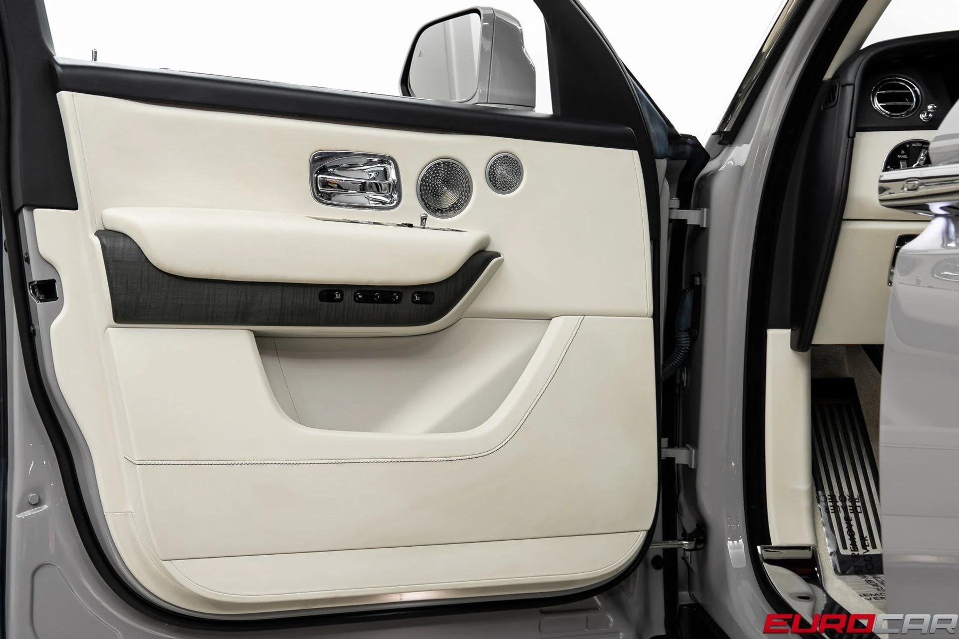 mph022_4141304730_image_23_1e7f028a16