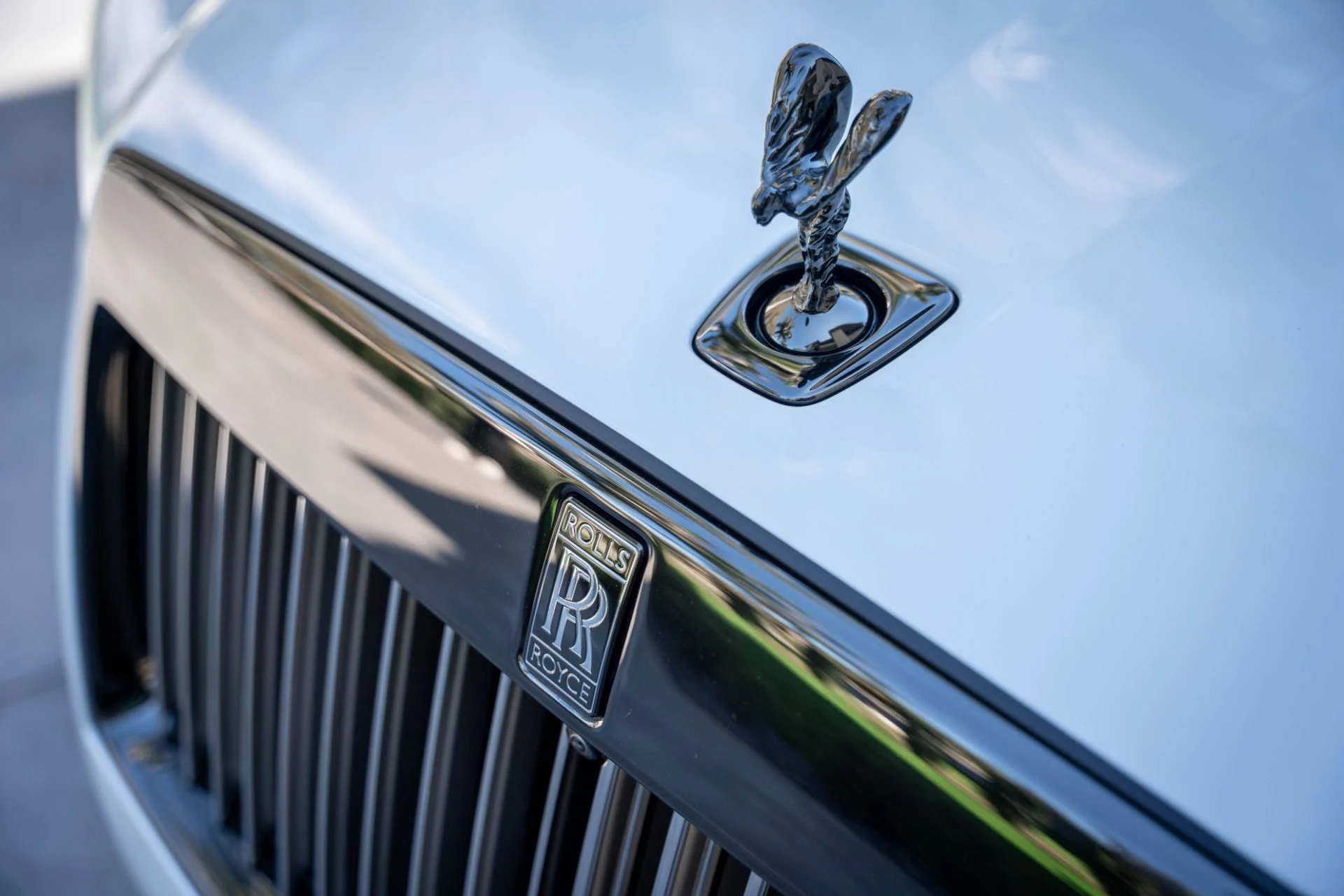 mph022_4143703499_Used_2022_Rolls_Royce_Black_Badge_Ghost_1772144712_d90d56f920