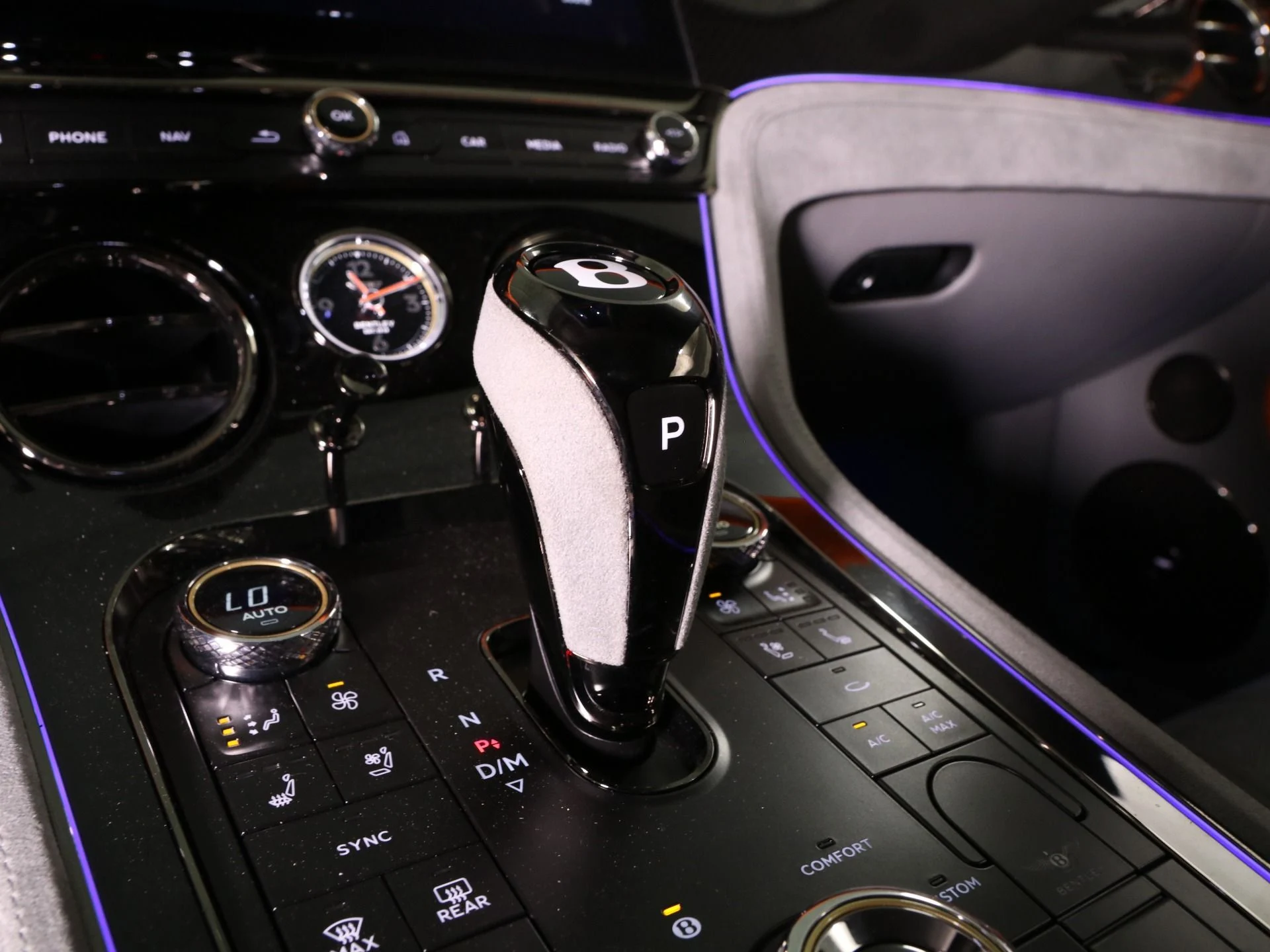 mph022_4144026825_Used_2025_Bentley_Continental_GT_V8_1742961397_3b5dd04e6d