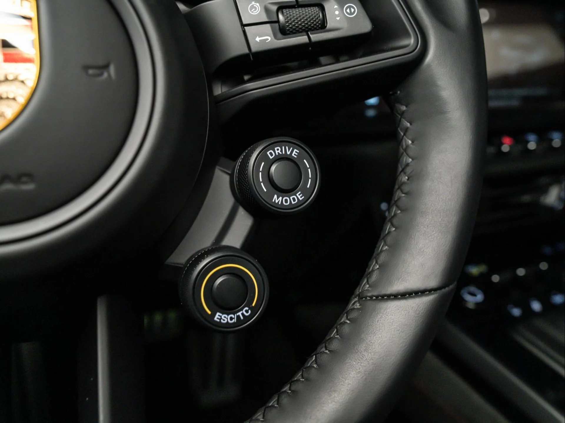 mph022_4154211945_55e7d2b79f29a238d90ae28a240cbced_ff99fef545