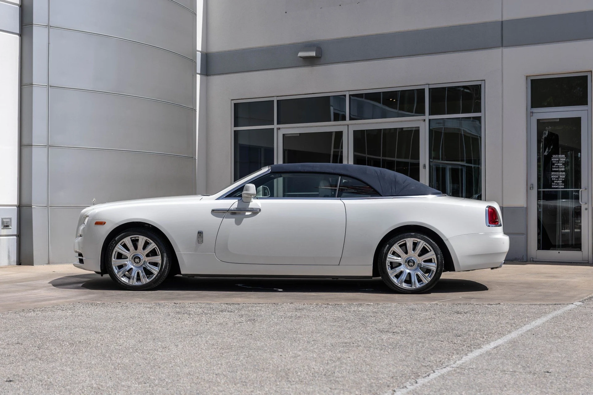 mph022_4162088342_Hi_Tech_Luxury_Imports_LLC_SCA_666_D50_HU_107224_image_22_5b99db6ea6