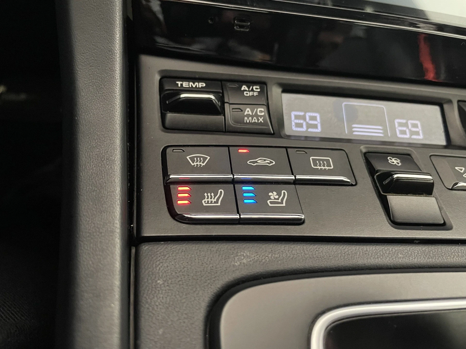 mph022_4162376098_d915138711818d052caba48aef998d34x_58dbb28189