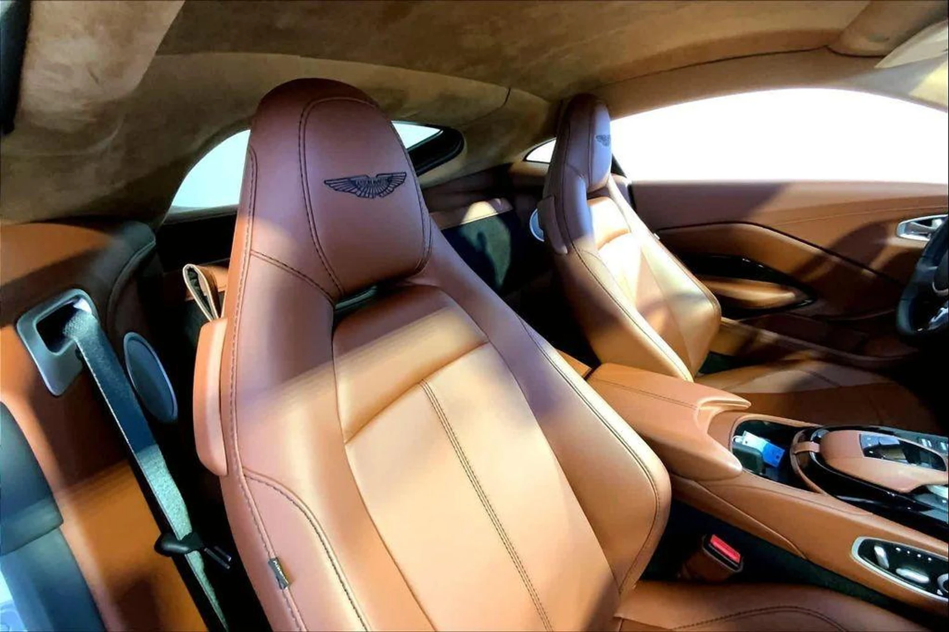 mph022_4163696075_UA_b0j_Bsn6_V3_J1_Y_Ryy_Chpn_F7_Tg_001f489f86