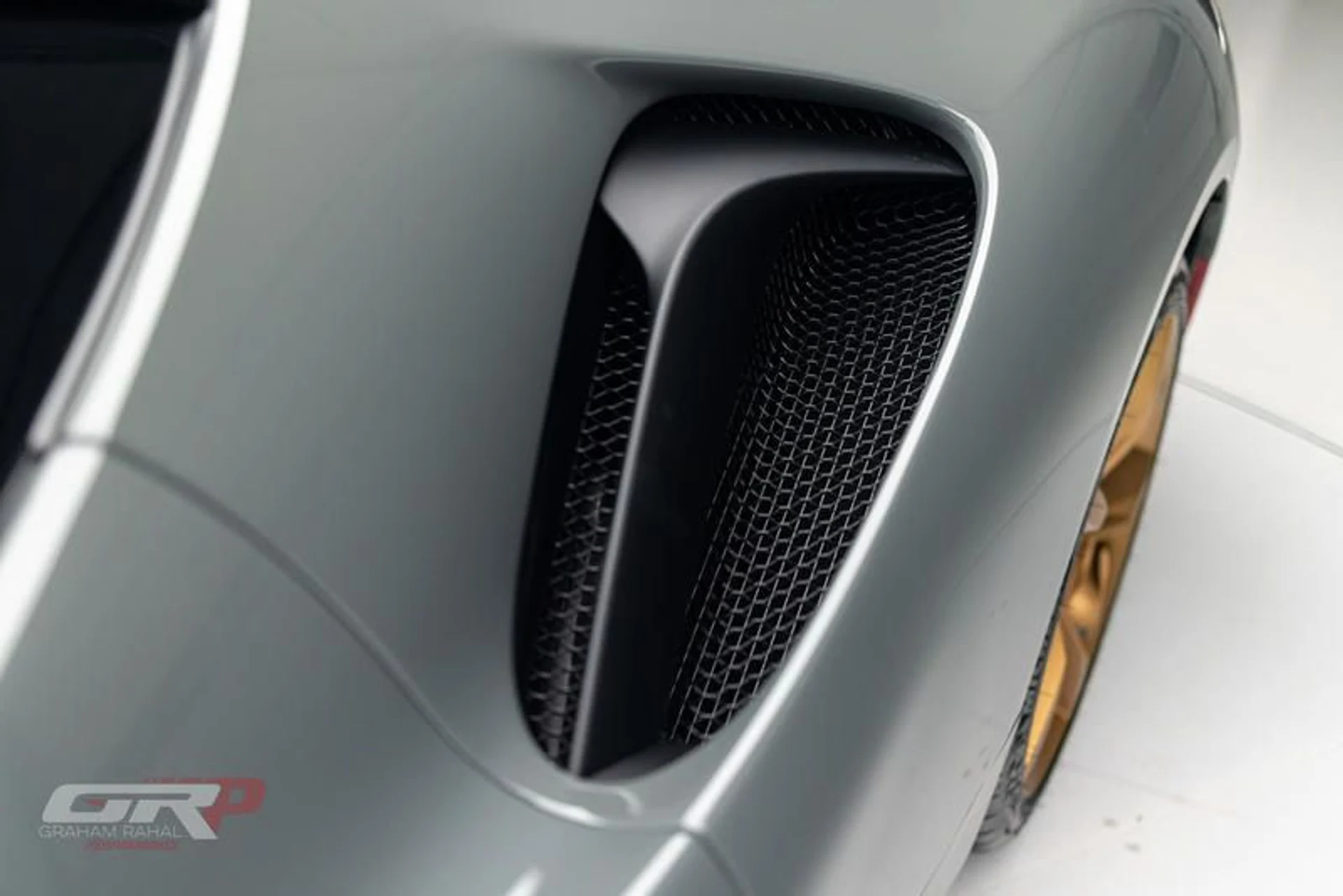 mph022_4163746806_93_E78_A07_31_A8_422_E_96_E9_034_BA_3_C9_D5_B5_676fe1d56d