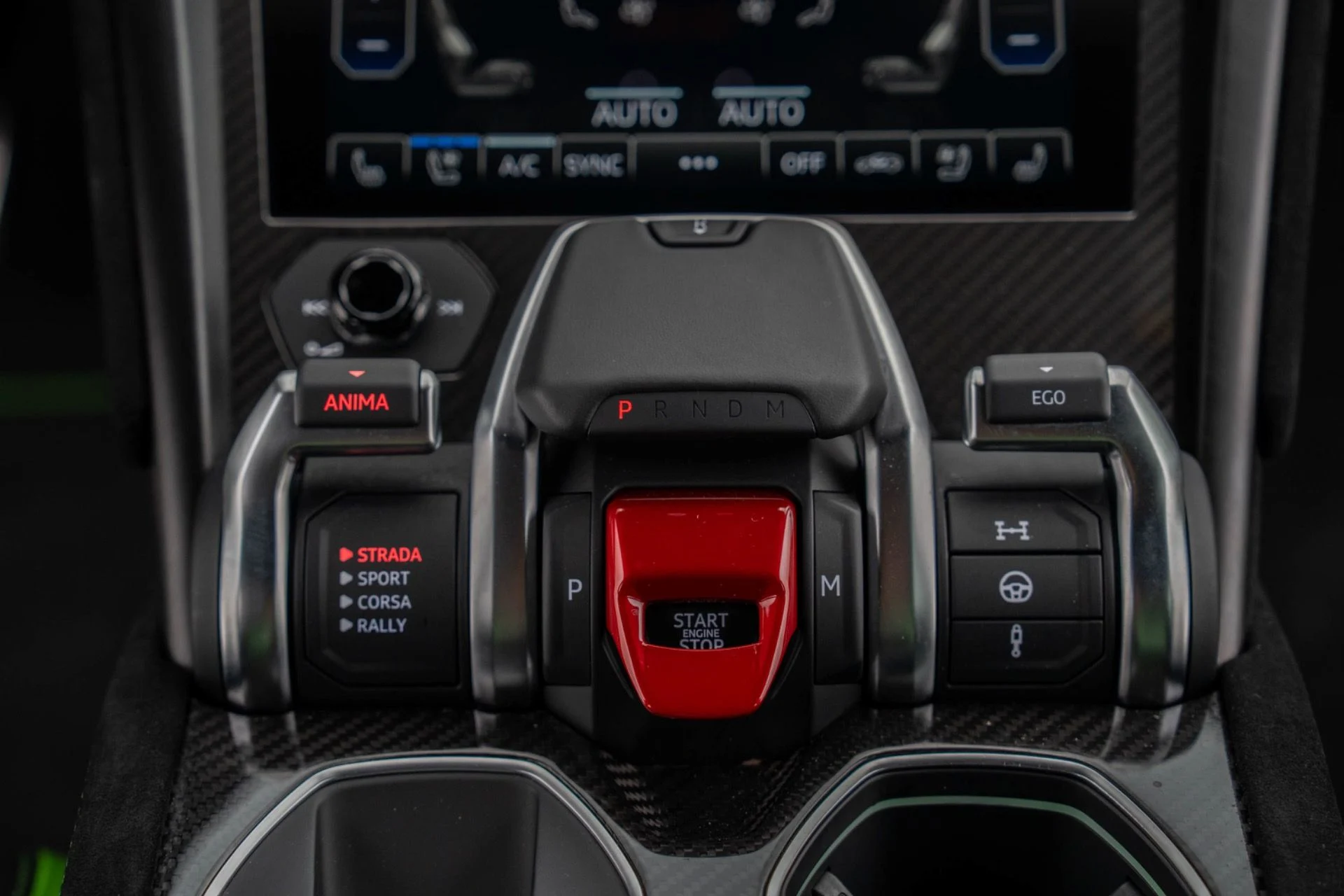 mph022_416567_Used_2024_Lamborghini_Urus_Performante_1775674454_ed4c8a4e2e