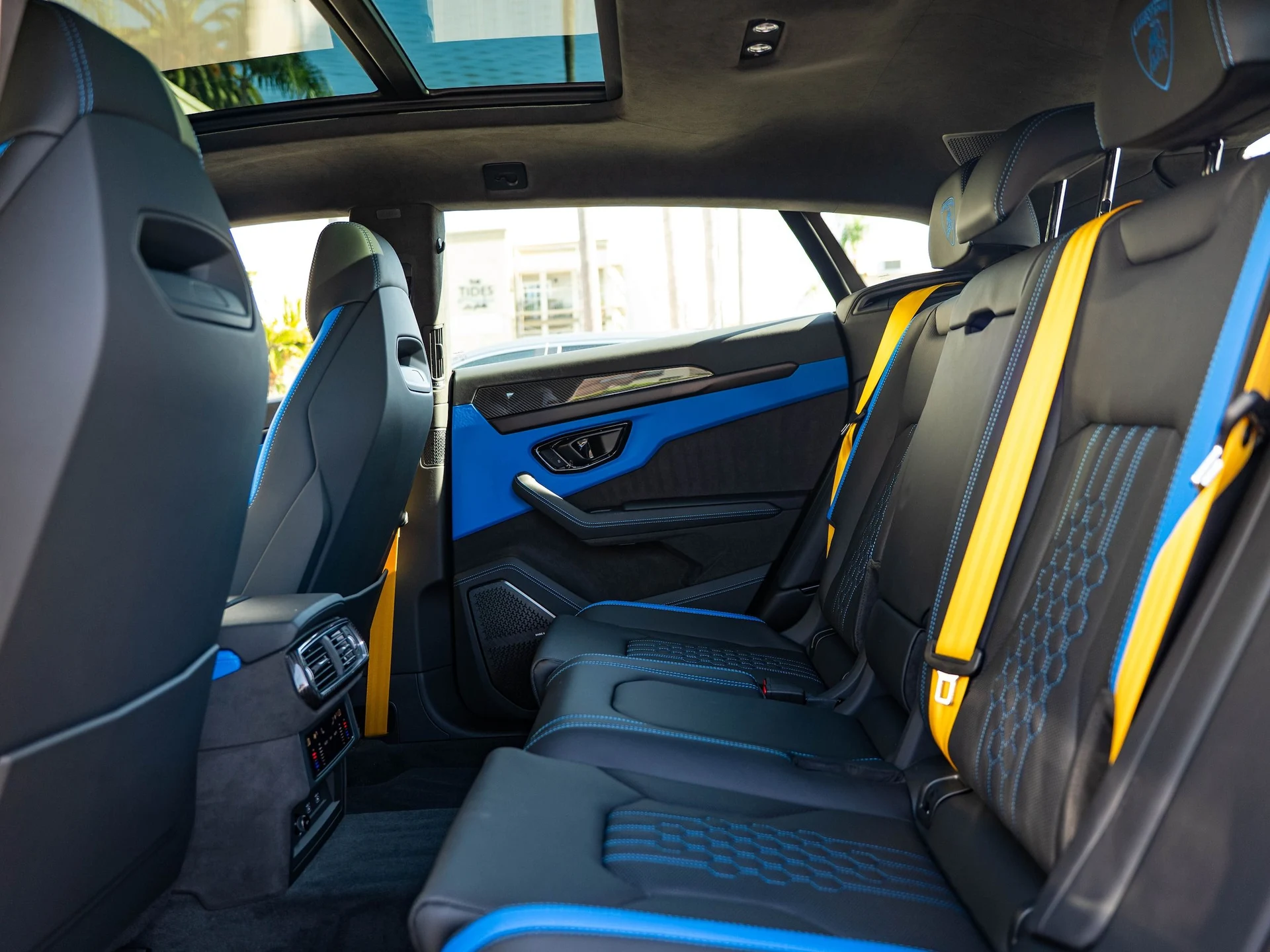 mph022_4183998684_b4ae6c35785d450ea209caf294cbb18f_ec14946066