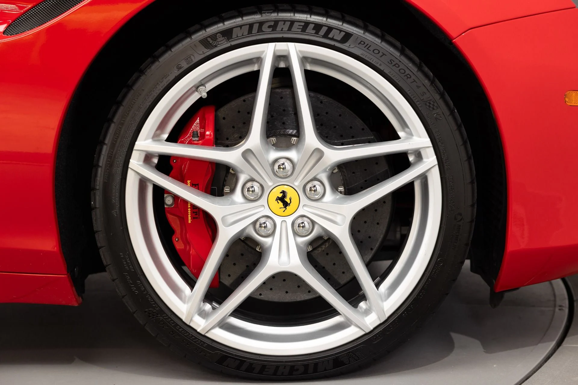 mph022_4189443002_Used_2017_Ferrari_California_T_1784583649_b2f5ea0f83