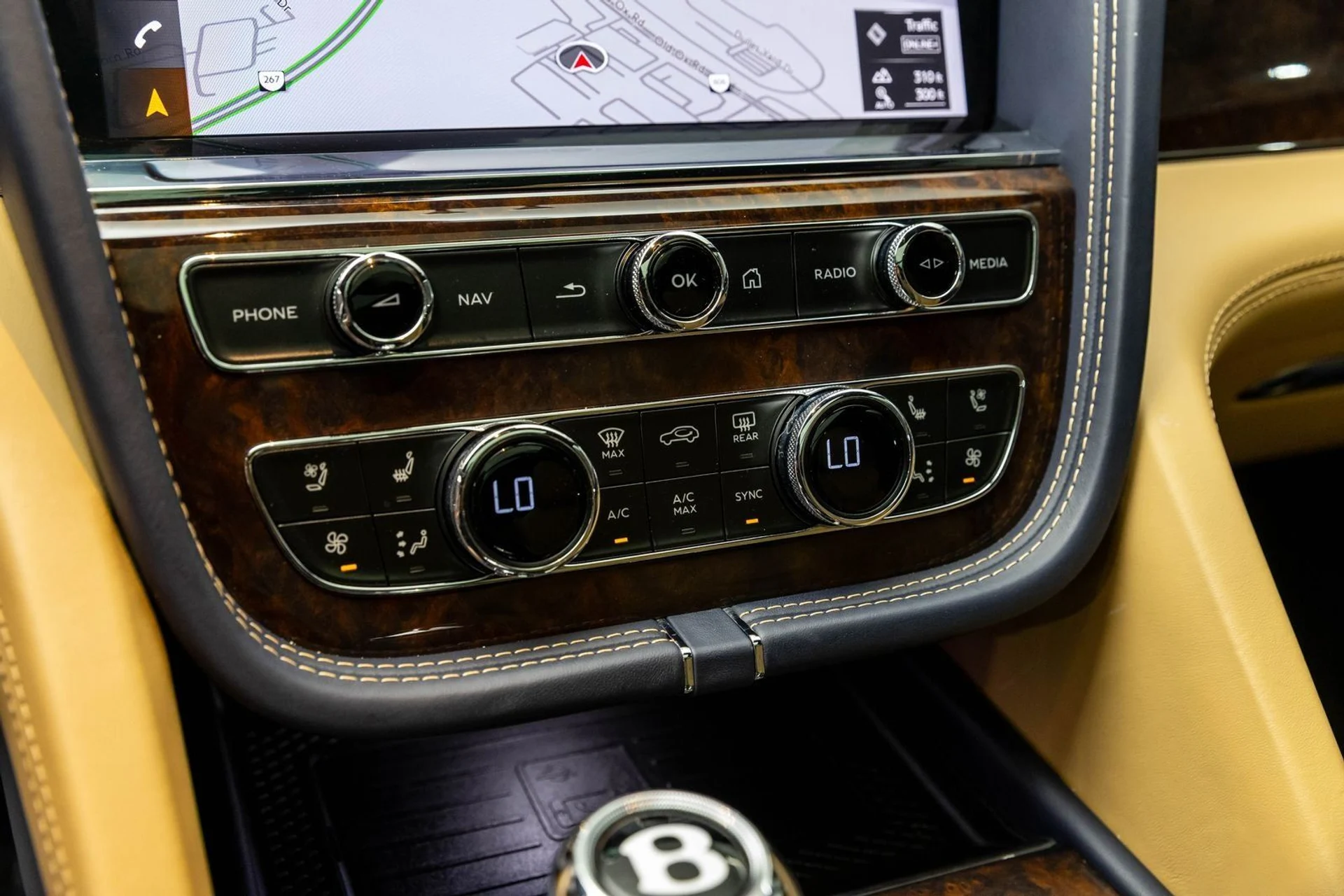 mph022_4192751704_23_2c0fef0c45