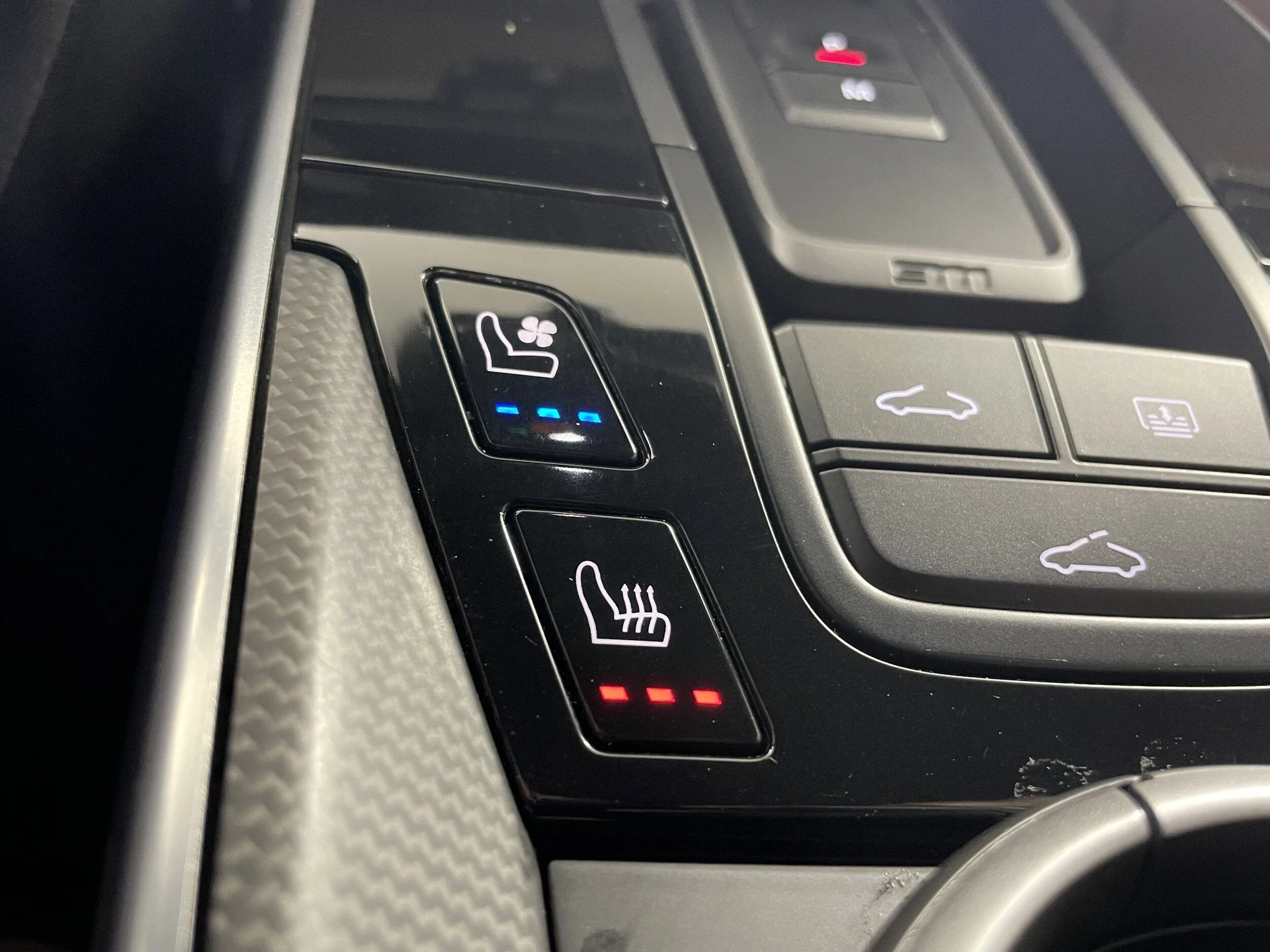 mph022_4199427839_ae2fe7c46f27cdeabab34dbf4e21330dx_835e9be9f9