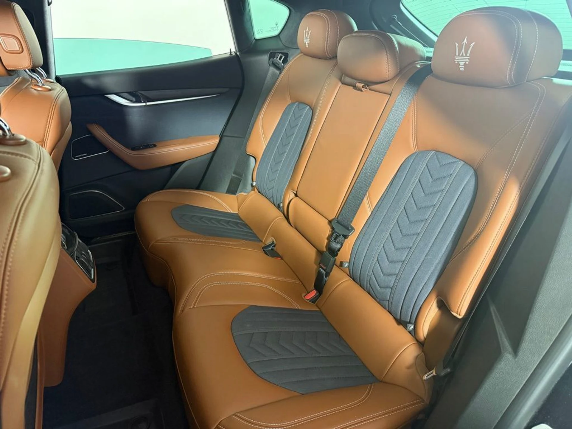 mph022_420857149_9fbfd7bc5d7d4a4193f51e53a716ee89_d32456f90d