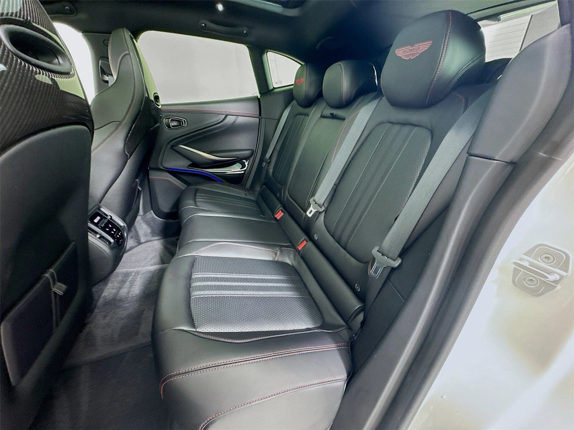 mph022_4214620208_e3d103b2d762f48749bcb4fbfc46cedcx_24e1800cc7