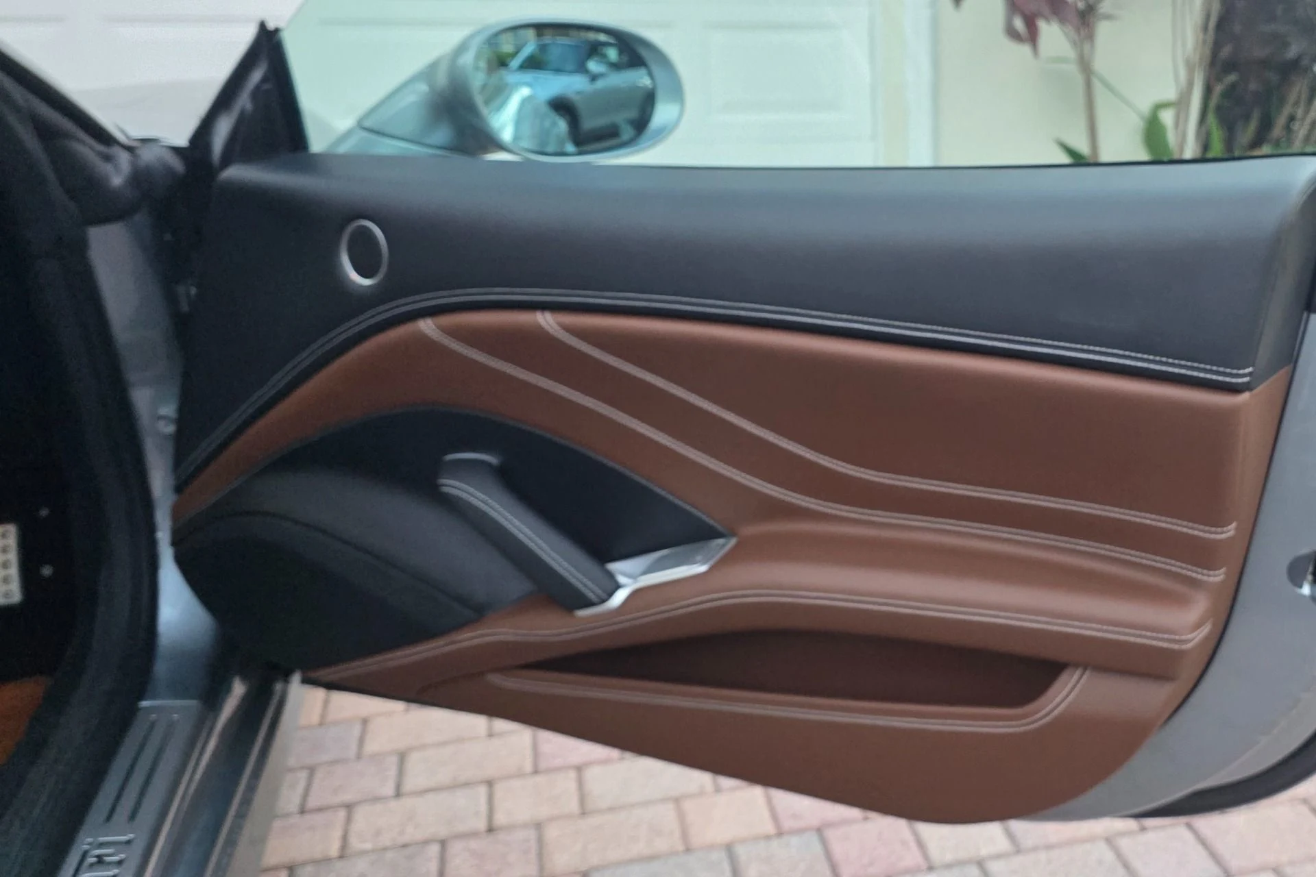 mph022_4215222582_Used_2017_Ferrari_California_T_1763593086_e6aad03fef