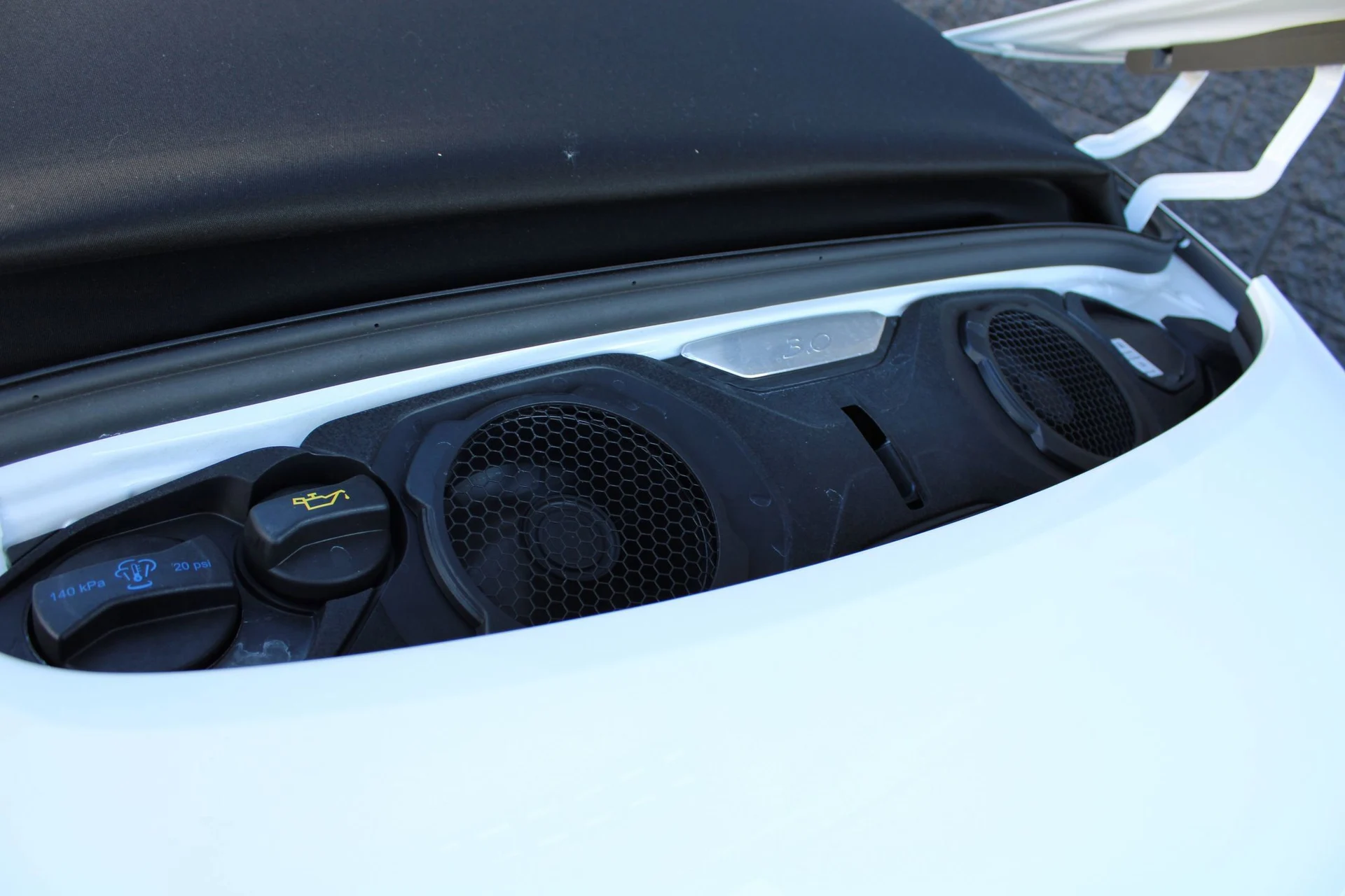 mph022_4215276633_57c800ba5becd0869e94a87b672223af_b194934cde