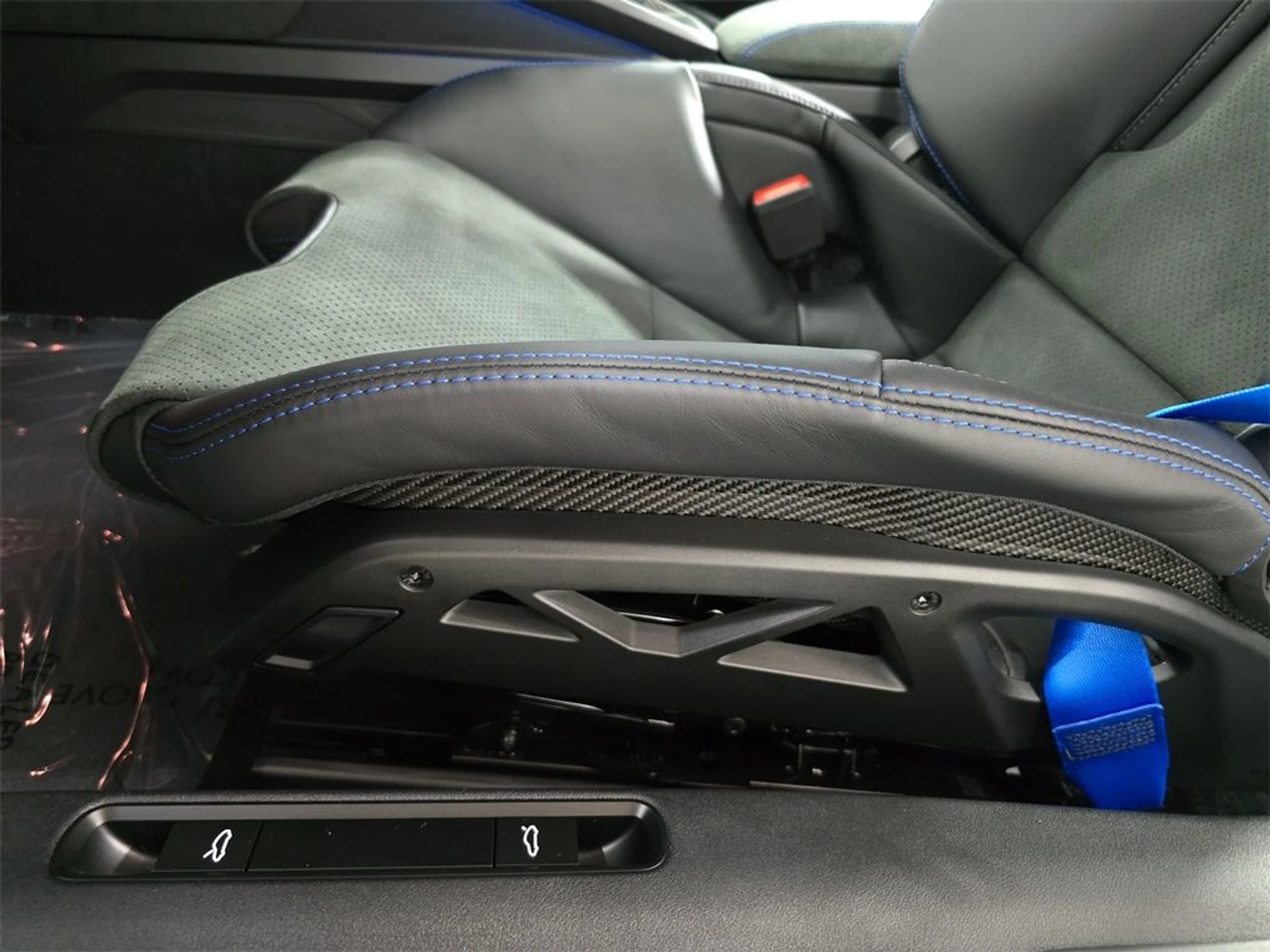 mph022_4217643495_22ee249aebef9b66f9928215e605e08a_7fdef9dfcc