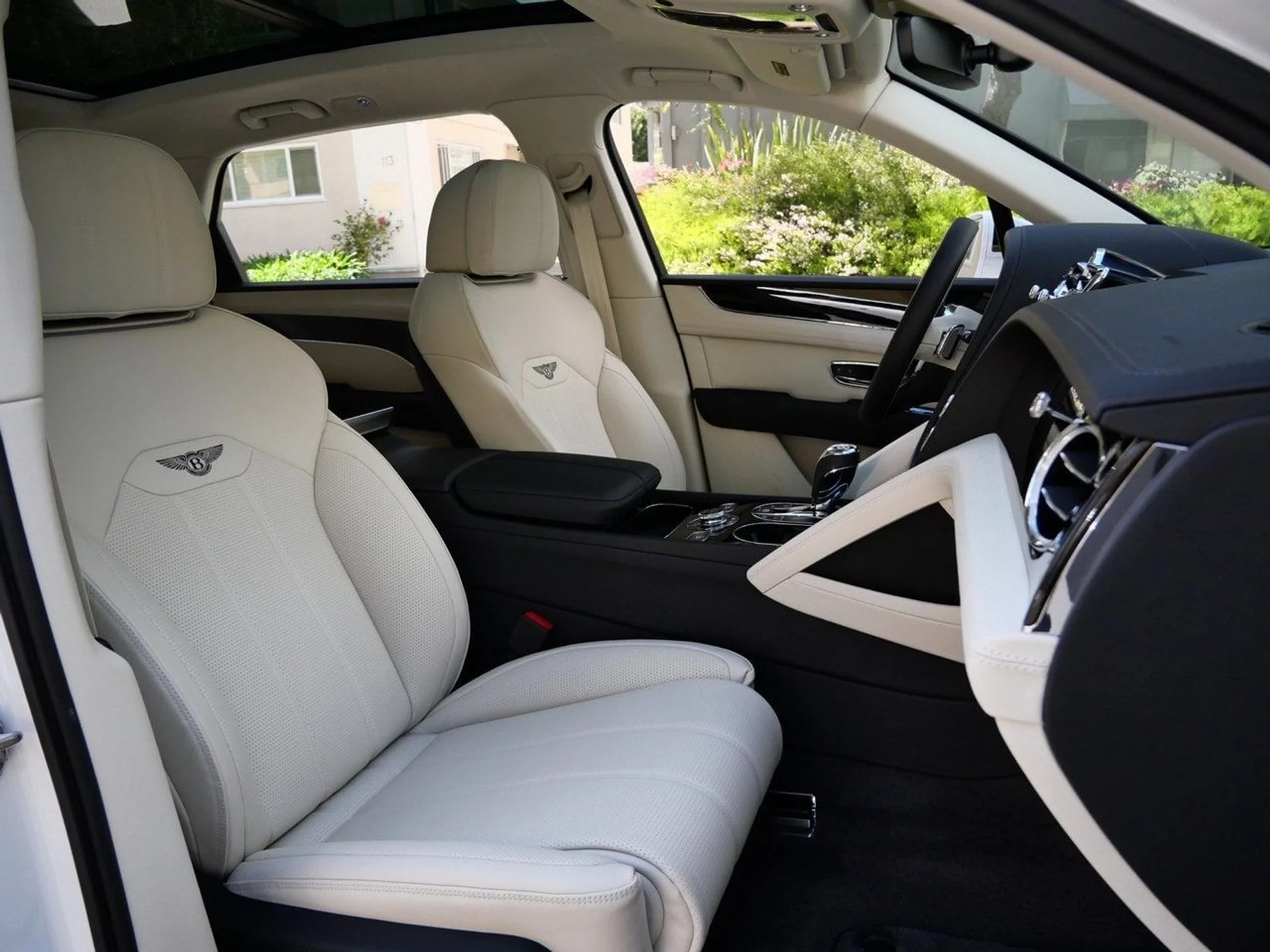 mph022_4219905818_1385e6598c0a898d0593404bfe4229a8x_8a01088eb7