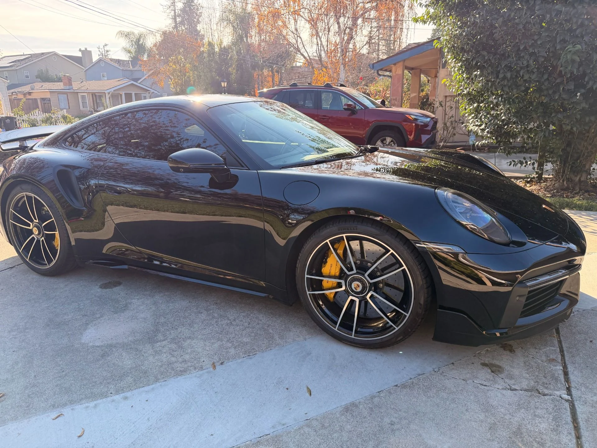 mph022_422228143_Used_2021_Porsche_911_Turbo_S_1766101435_e84cee0d91