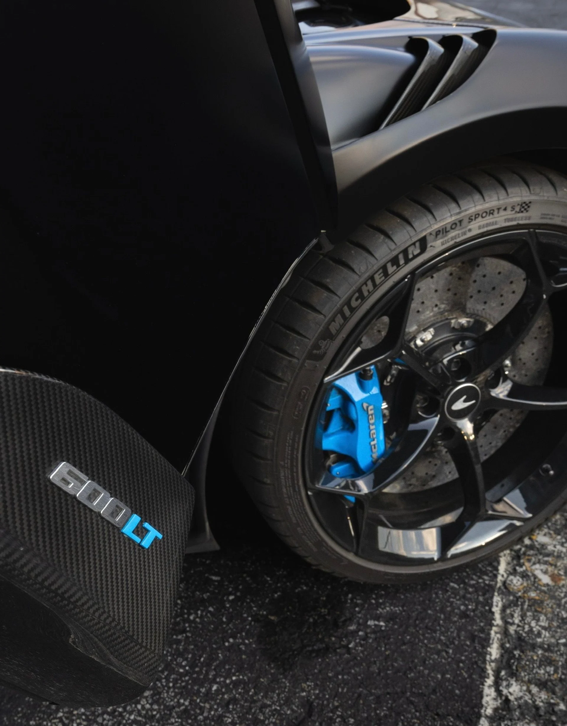 mph022_4223312110_Used_2019_Mc_Laren_600_LT_1759961553_96d8552ee8