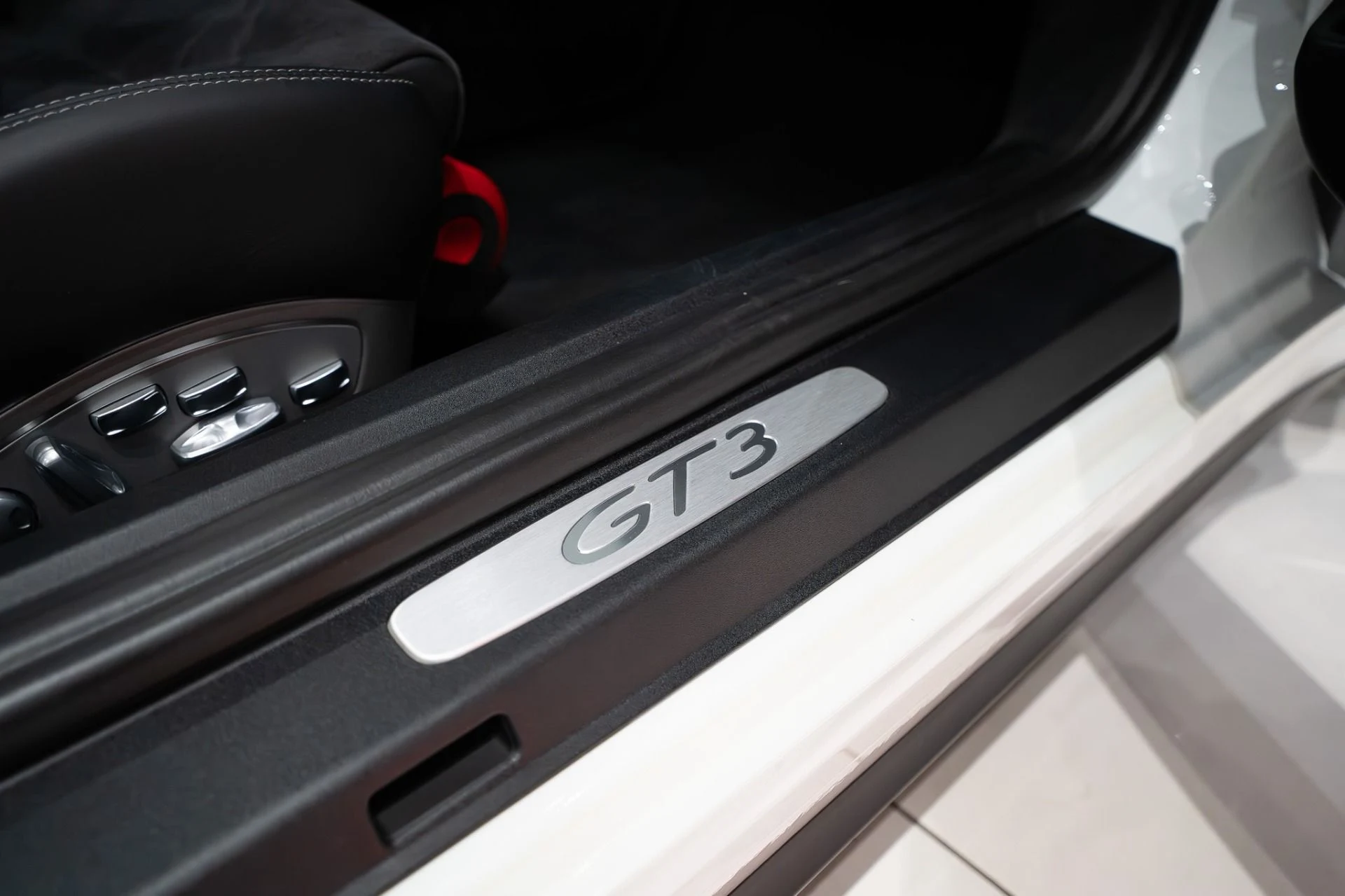 mph022_4226788925_13450_p23_l_779641aeb8