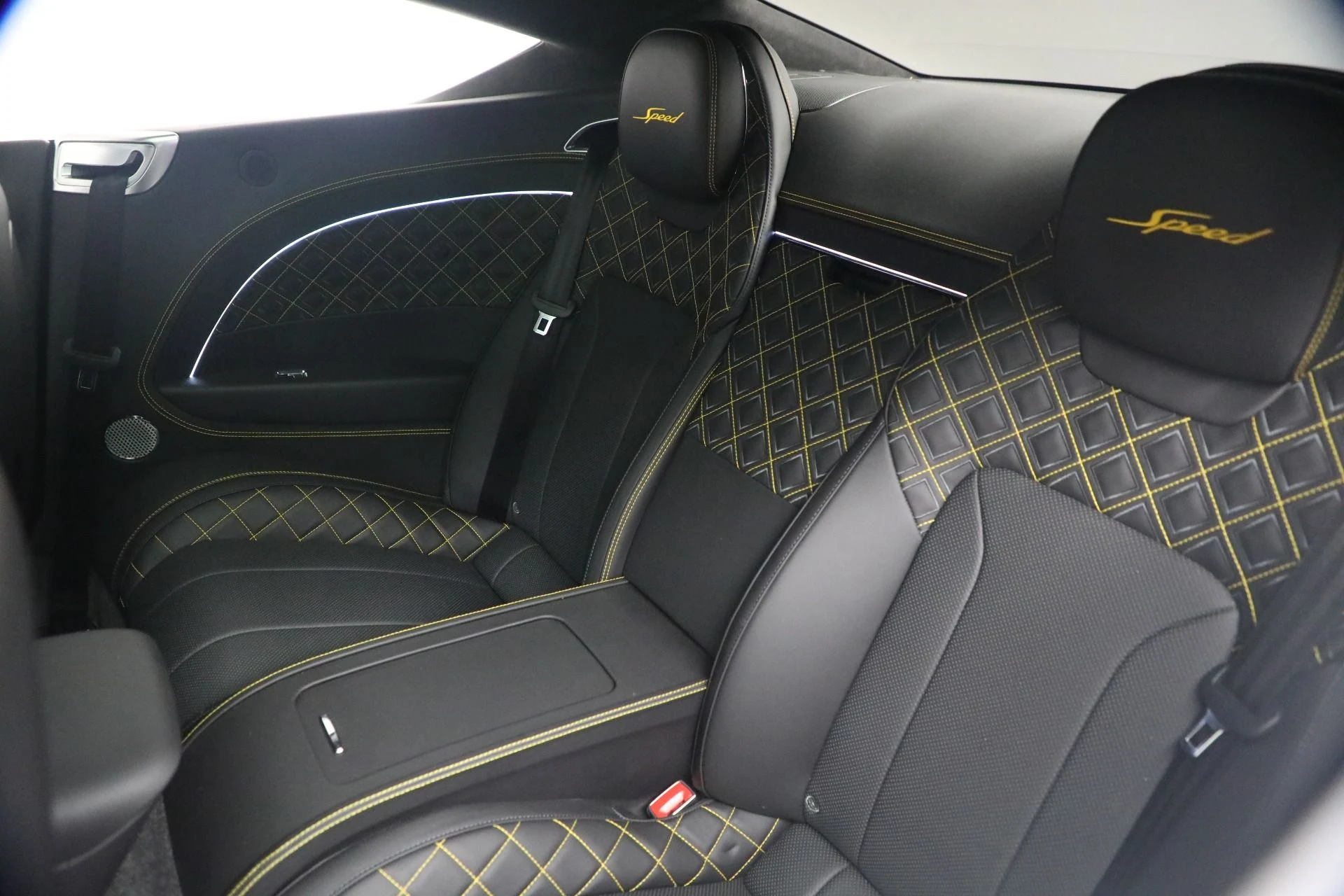 mph022_422694895_Used_2022_Bentley_Continental_GT_Speed_1764630435_d762b696b1