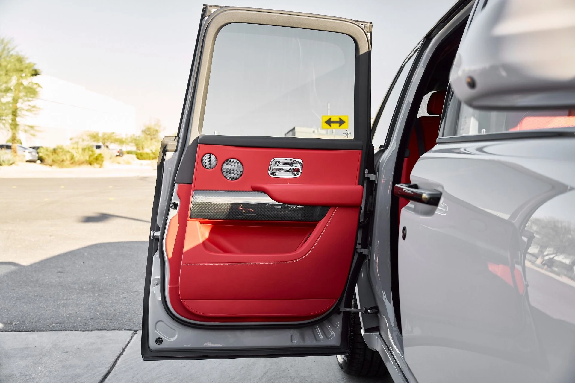 mph022_4228699790_Used_2025_Rolls_Royce_Cullinan_Black_Badge_1763084568_759bfc2c3d